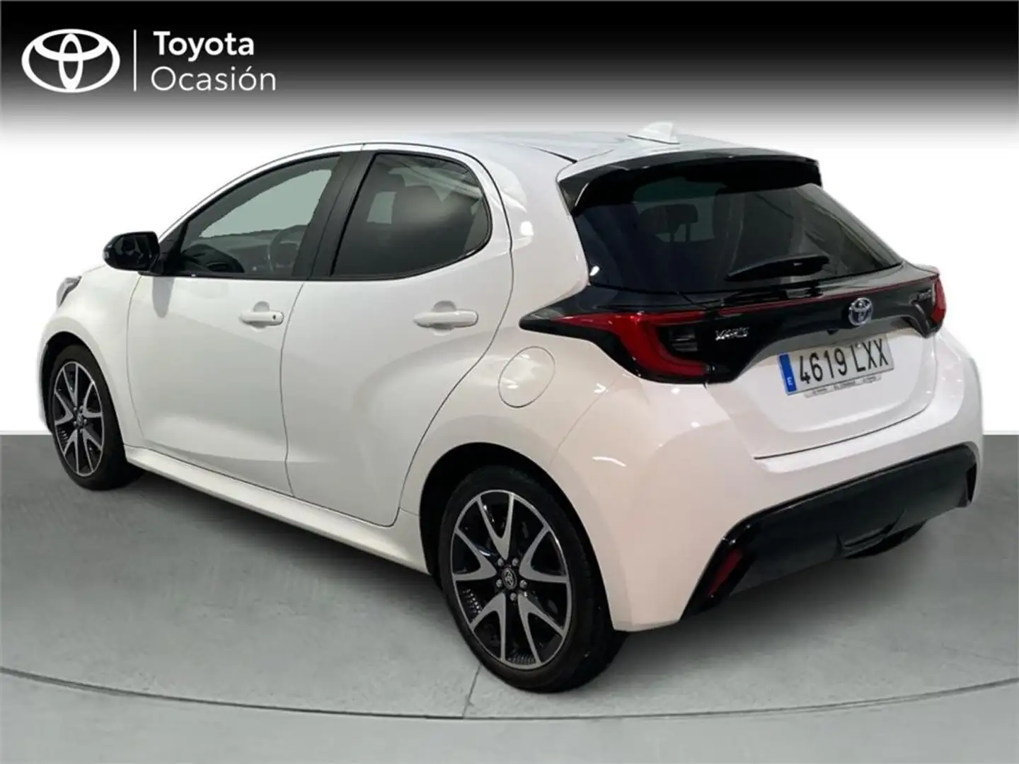 Toyota Yaris 120H 1.5 Style - 2