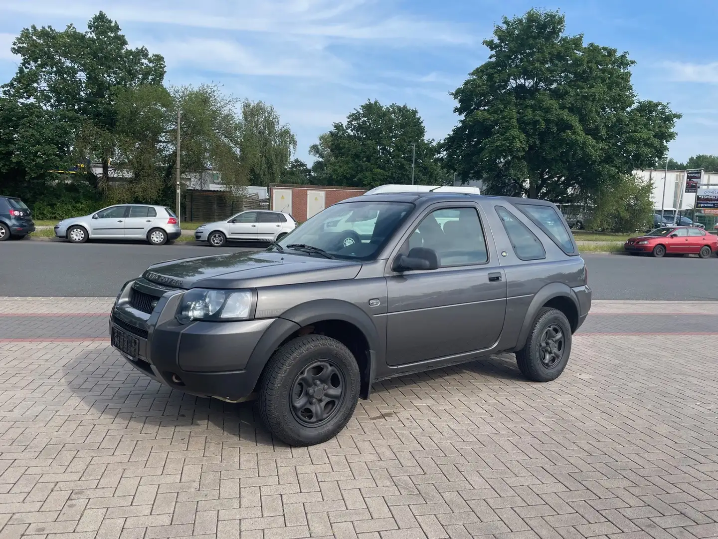 Land Rover Freelander Td4 2.0 4x4 AHK *Klima* Grau - 1