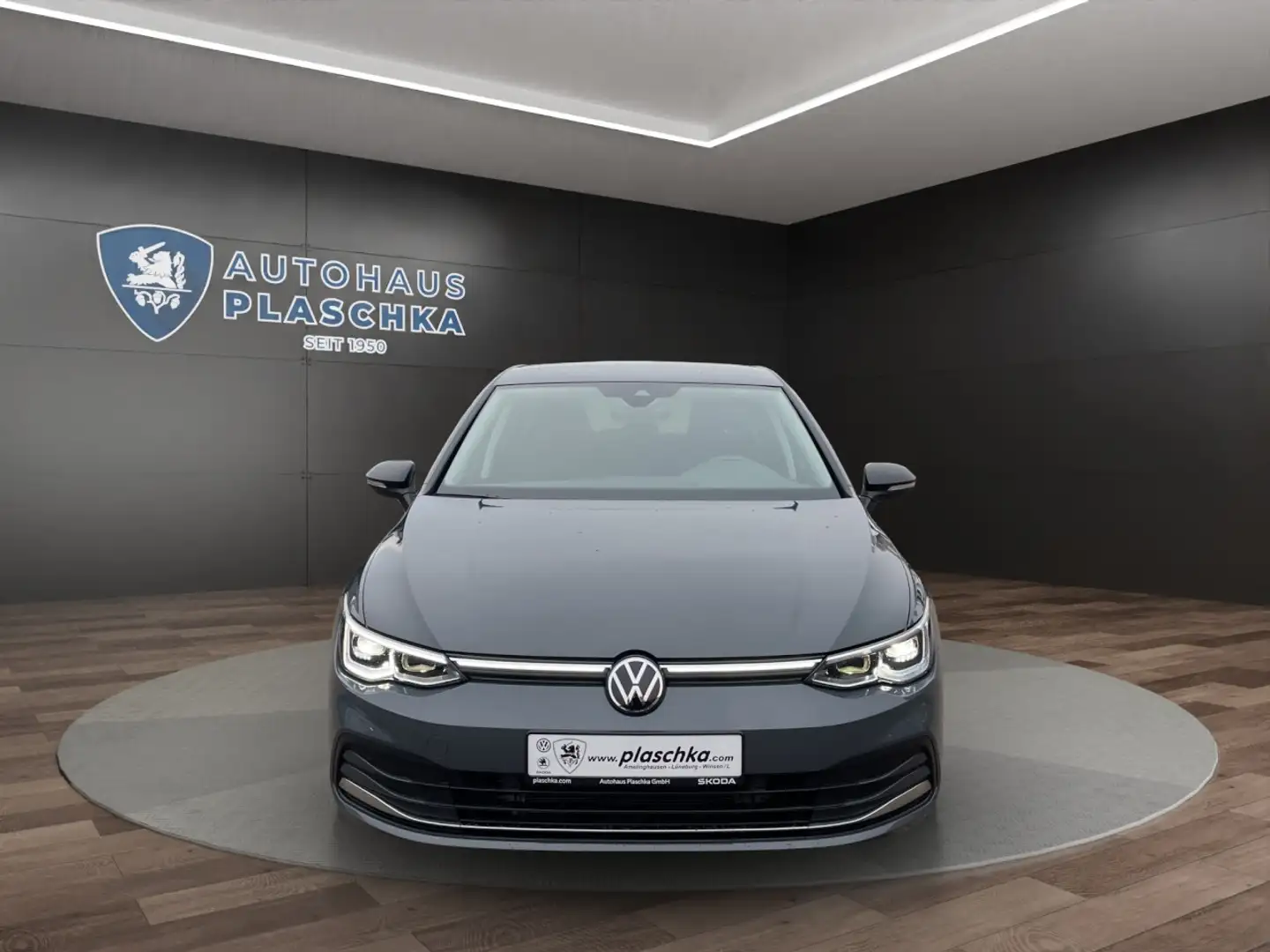 Volkswagen Golf VIII 1.5 TSI Active LED+NAVI+ACC+AHK Klima Navi Grau - 2