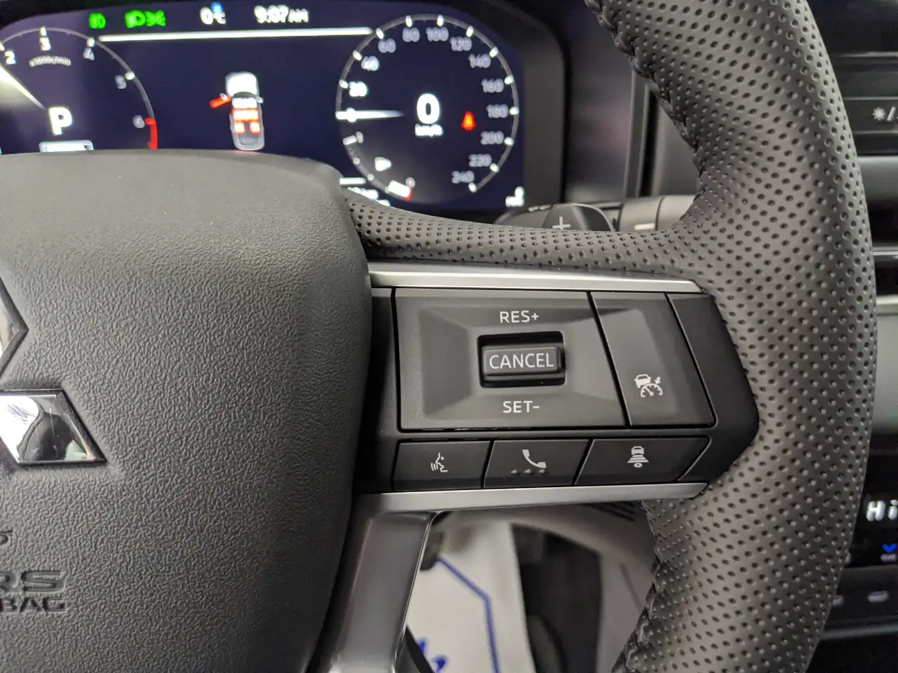 Mitsubishi Outlander снимка Mitsubishi Outlander