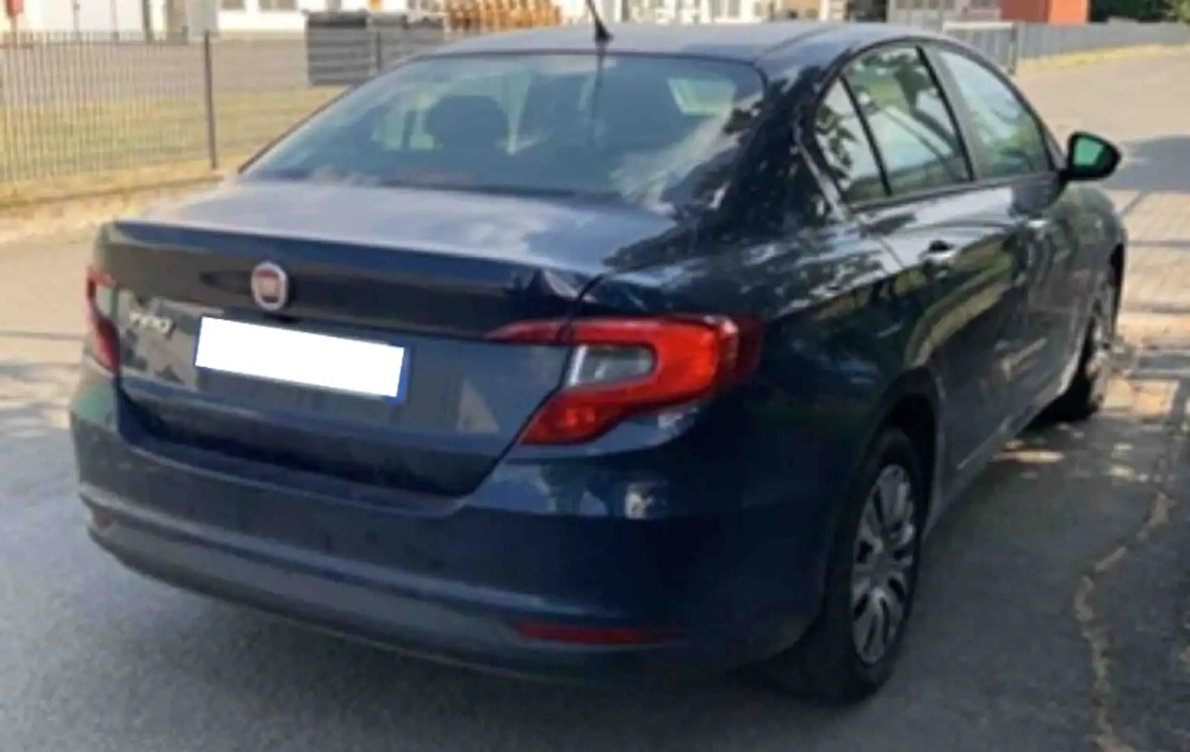 Fiat Tipo Tipo 1.6 Mjt 4 porte Easy Blu/Azzurro - 1