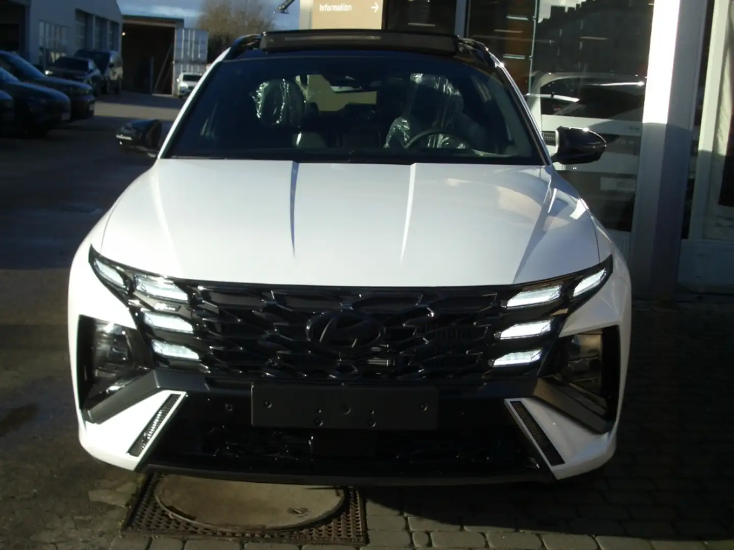 Hyundai TUCSON FL MJ25 1.6 DCT N-Line, Assistenz, Panorama Weiß - 2