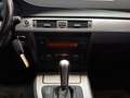 BMW 320 d Aut. Silber - thumbnail 18
