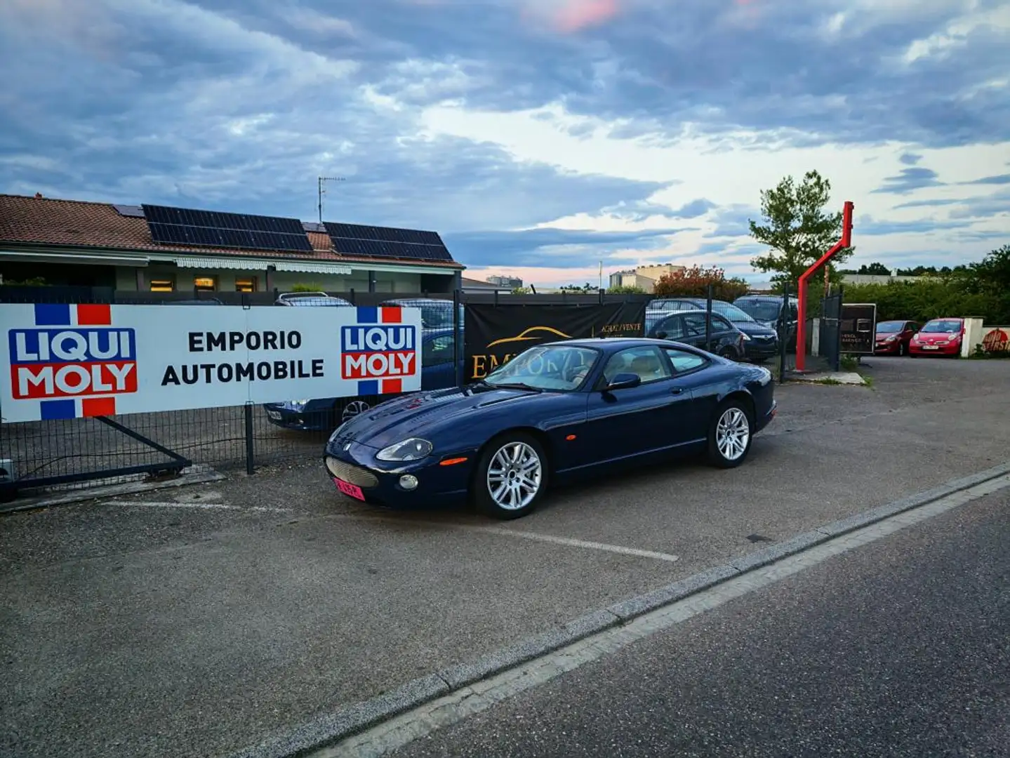 Jaguar XKR 4.2 Coupé S/C Blau - 1