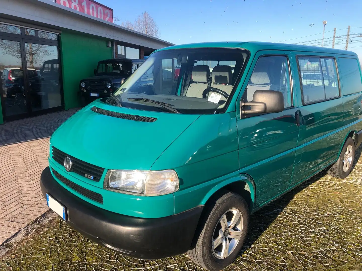 Volkswagen T4 TRANSPORTER - AUTOCARRO 5 pt Vert - 2