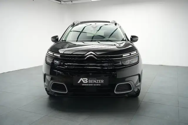 Citroen C5 Aircross view 3