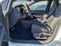Volkswagen Golf GTI 2,0 l TSI OPF 195 kW (265 PS) 7-Gang-Do Weiß - thumbnail 11