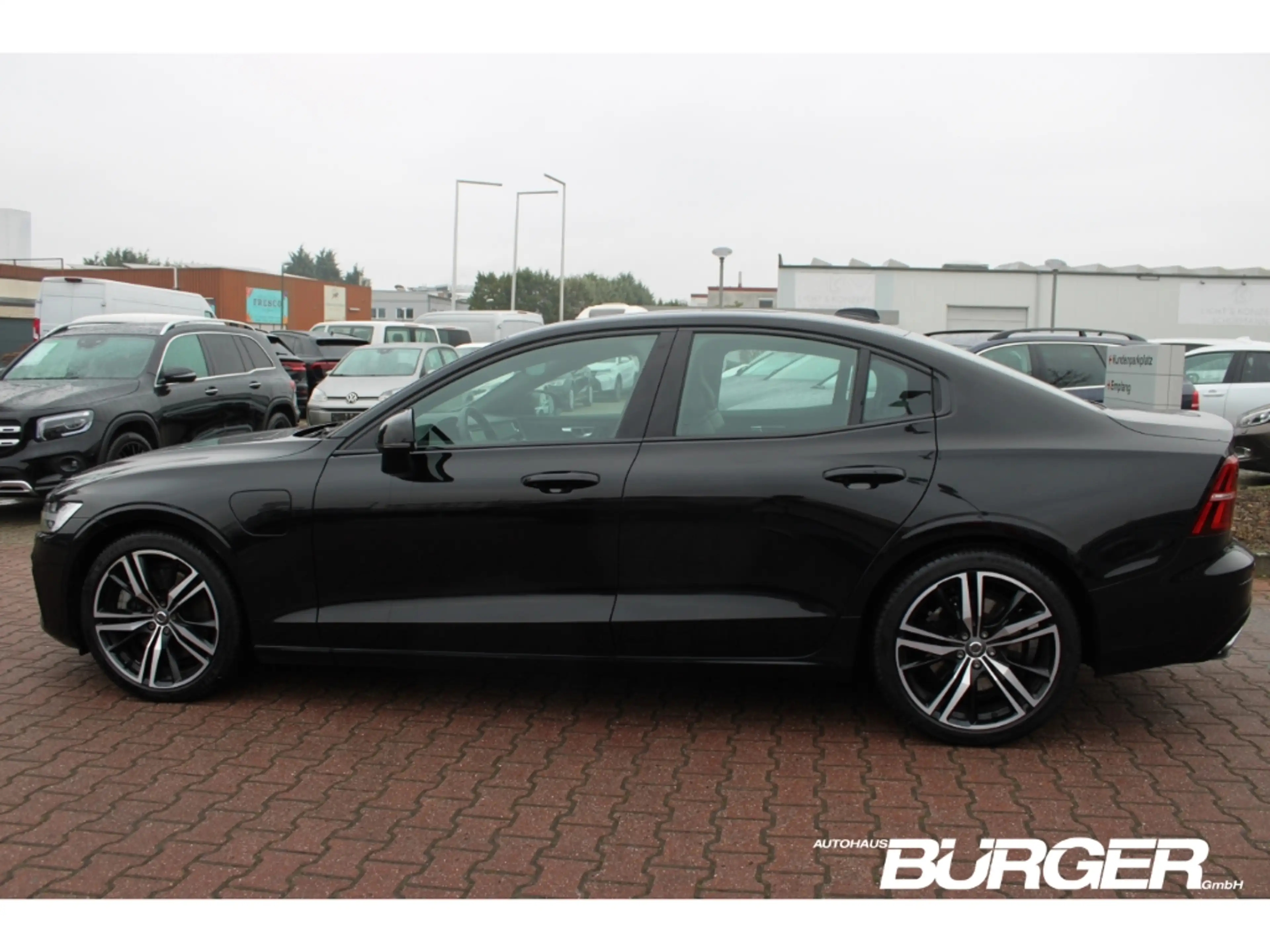 Volvo S60 R Design ReCharge AWD T8 Sunroof H&K 360°Navi LED — photo 8