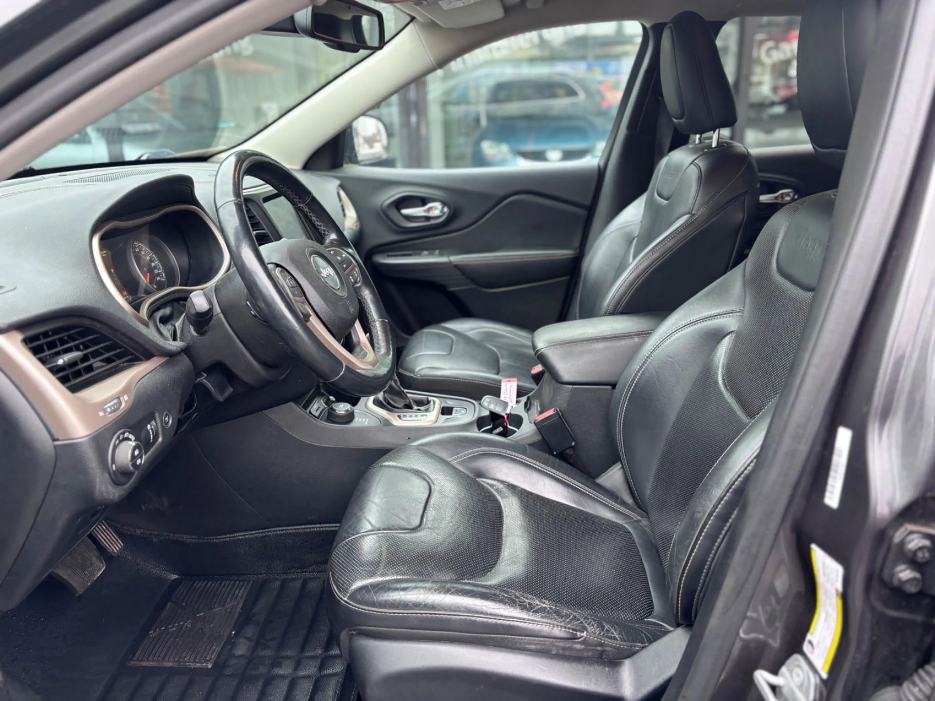 Jeep Cherokee 2.2 Limited 4WD Aut*XENON*LANE*NAVI*UVM — photo 13