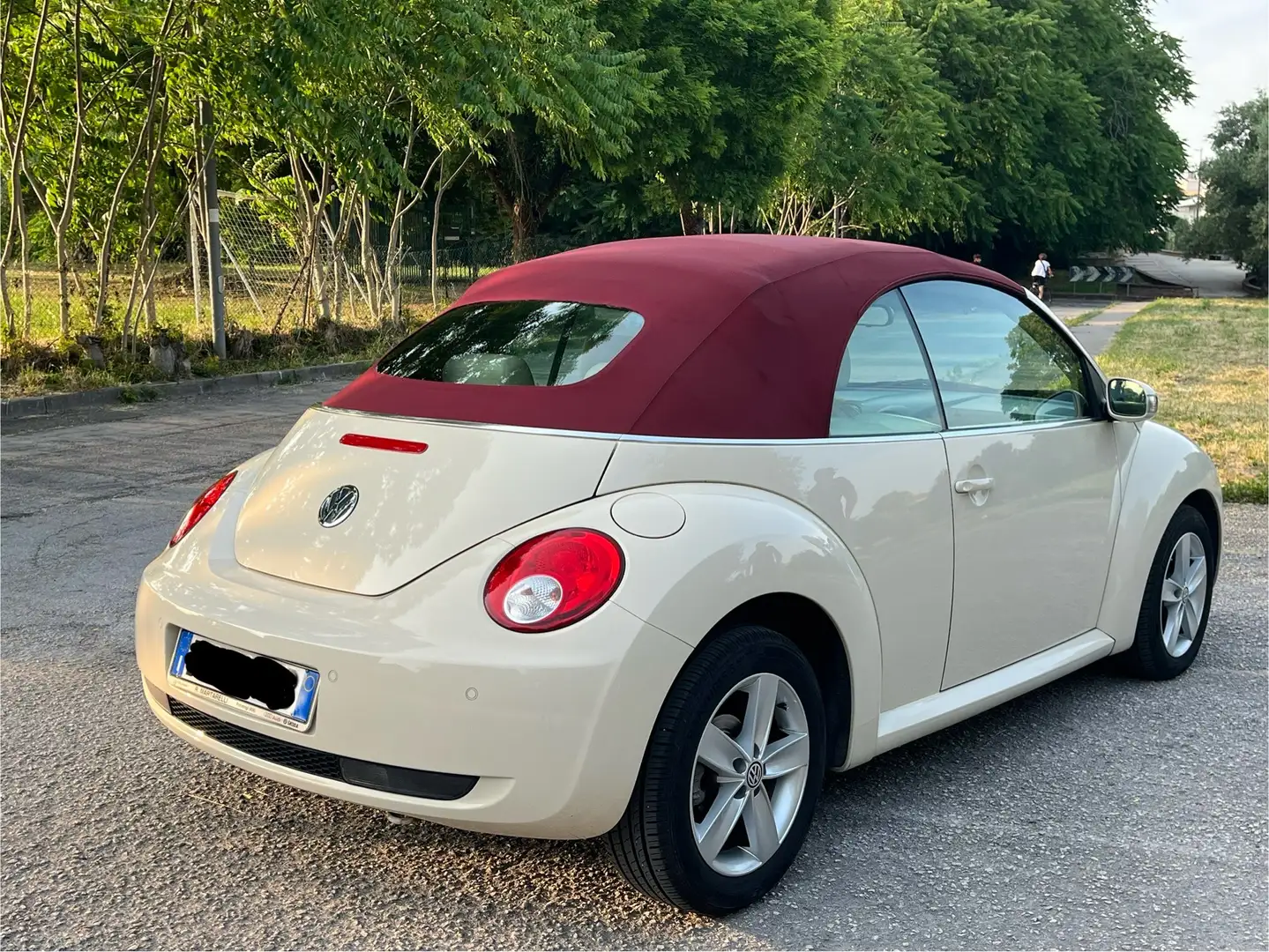 Volkswagen New Beetle Cabrio 1.4 - 2