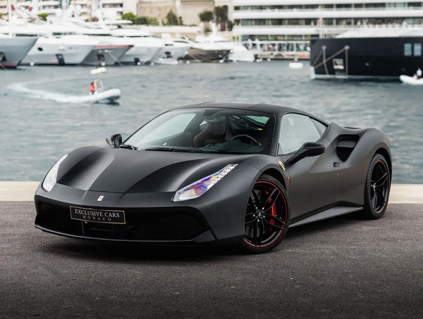 Ferrari 488 GTB 4.0 V8 670ch Noir - 1