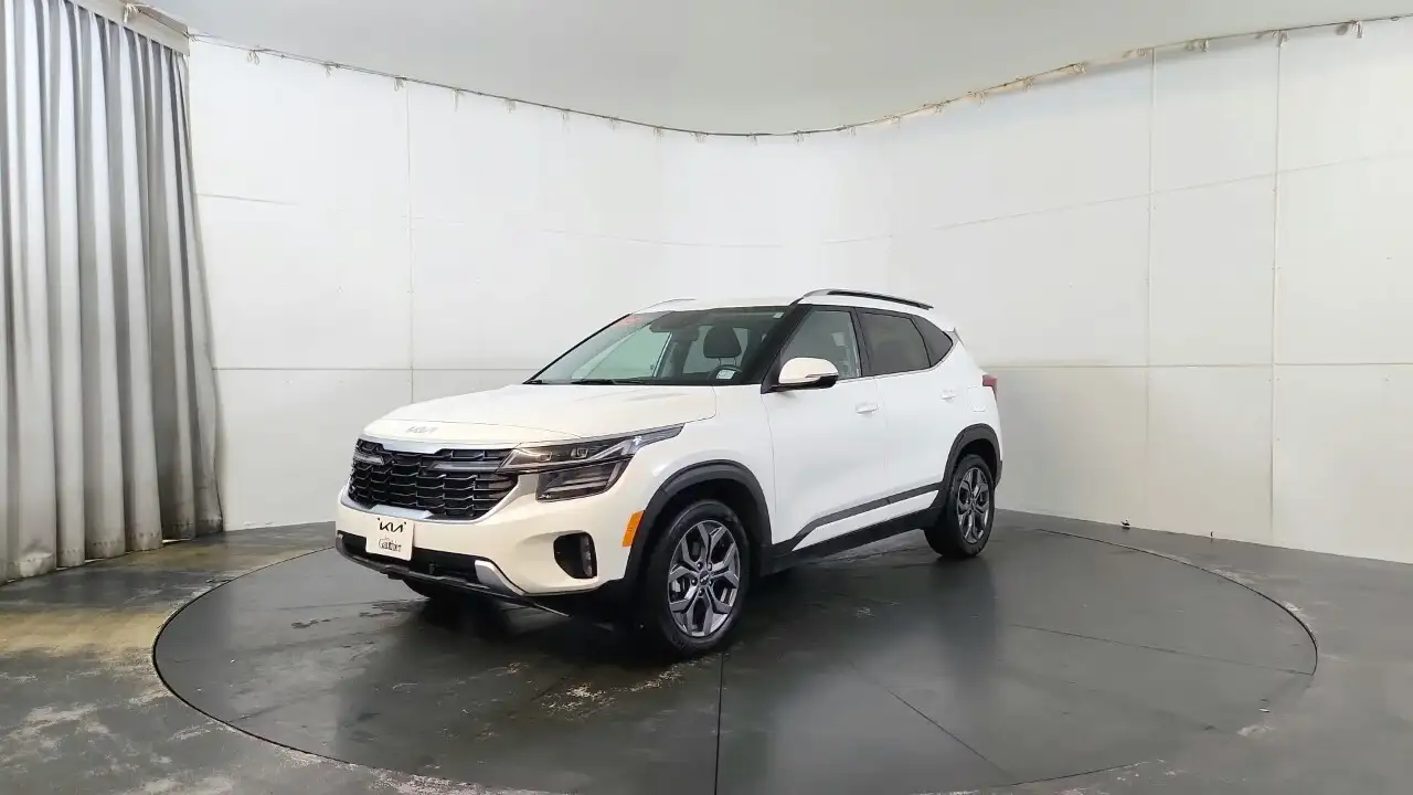 Kia Seltos fotografie Kia Seltos