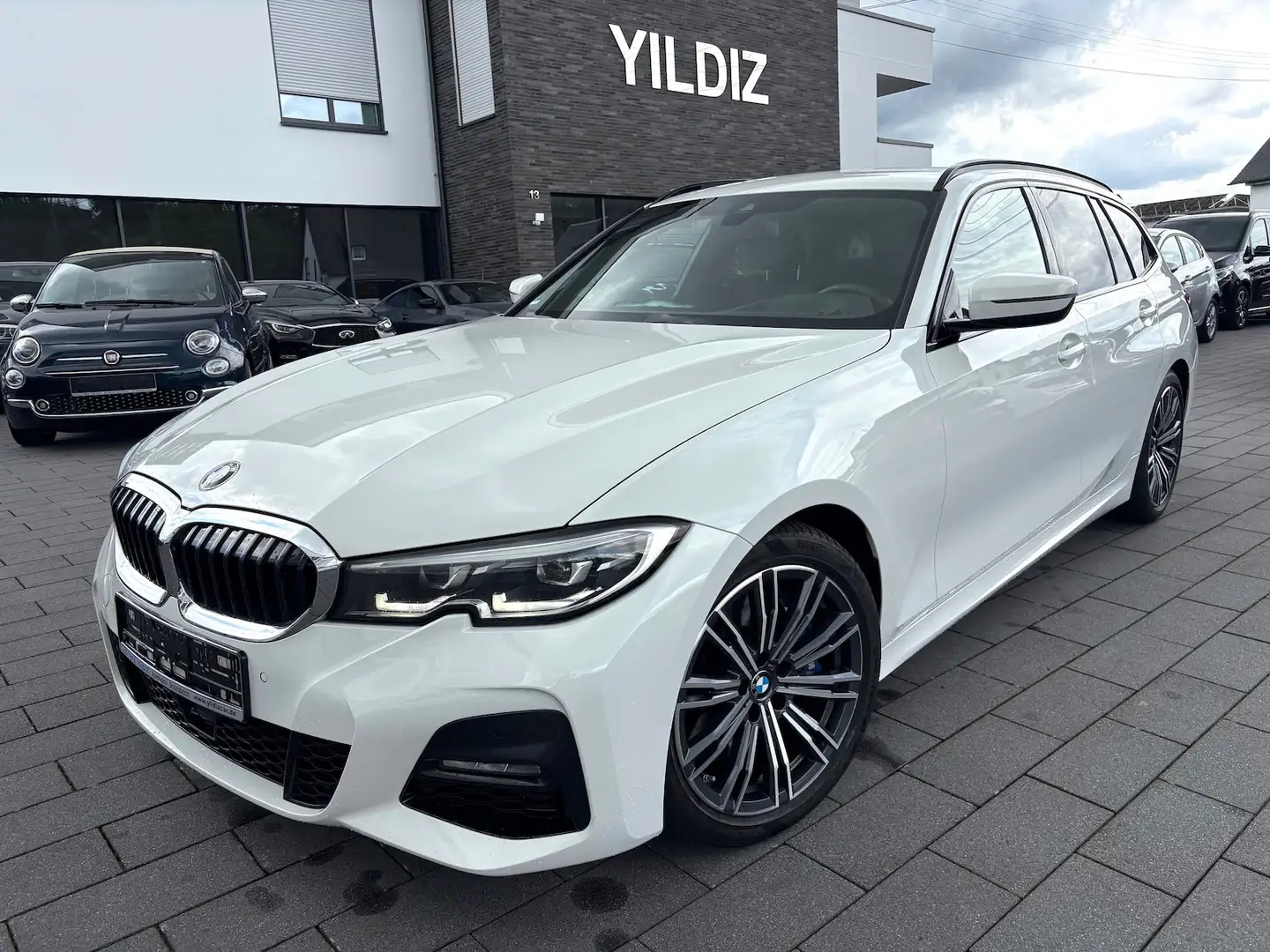 BMW 330 330dA Lim. M-SPORT NAVI LED H&K HEAD UP Bianco - 1