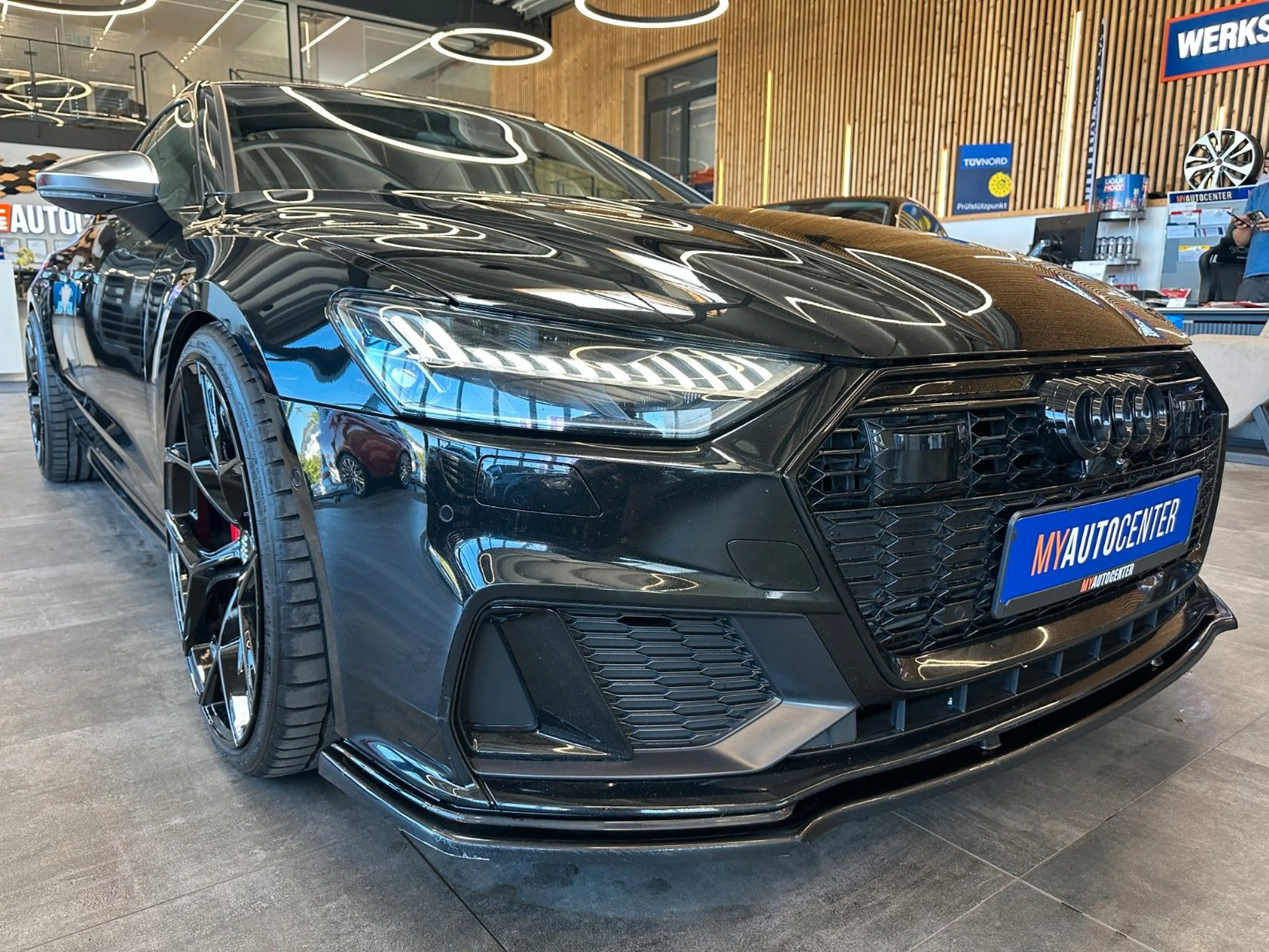 Audi S7 *Soft-Close*Matrix*Memory*360°*B&O*AHK*ACC* — photo 2