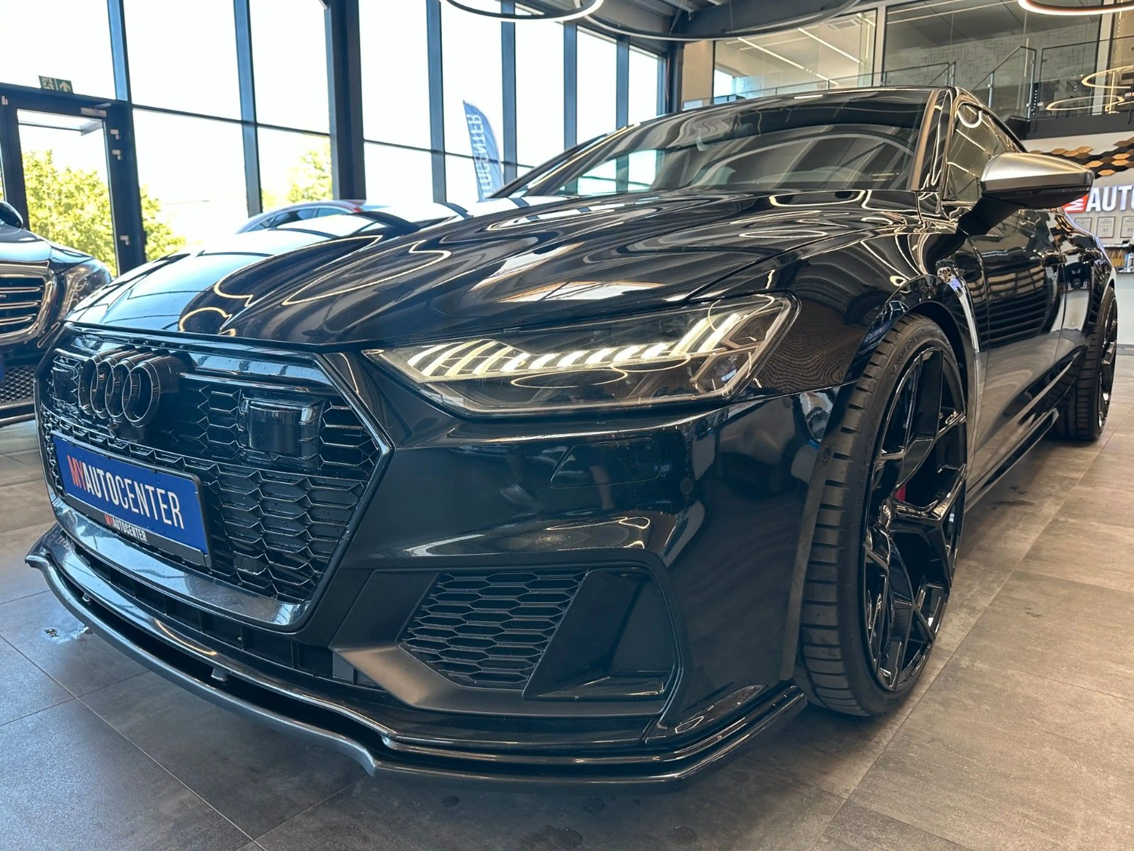 Audi S7 *Soft-Close*Matrix*Memory*360°*B&O*AHK*ACC* — photo 3