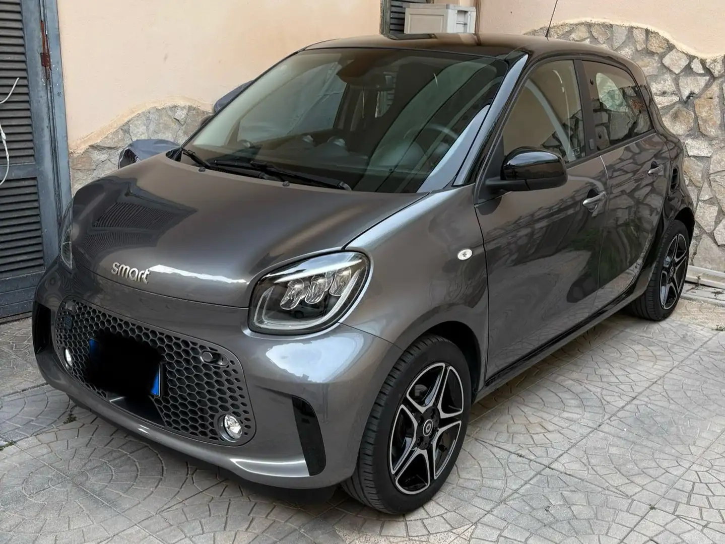 smart forFour Forfour eq Edition One 22kW Gris - 1