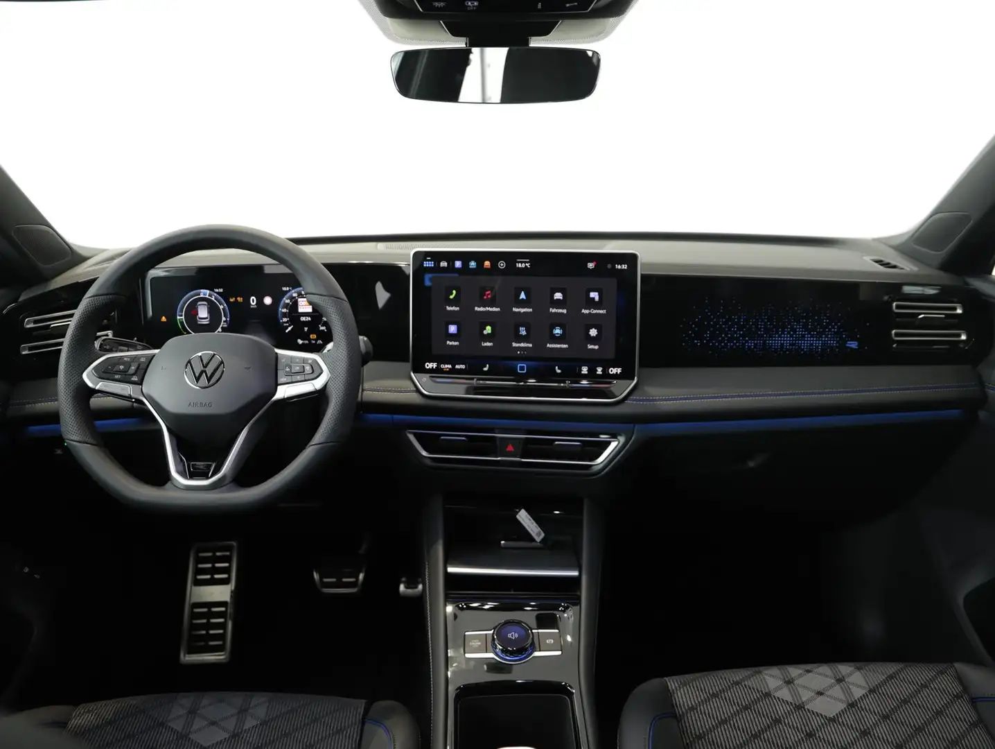 Volkswagen Tiguan Sport eHybrid DSG 150 kW Grau - 2