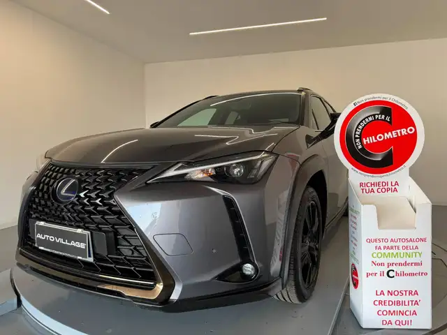 Lexus UX 250h 2.0 MIDNIGHT 4WD CVT 184CV *PROMO*