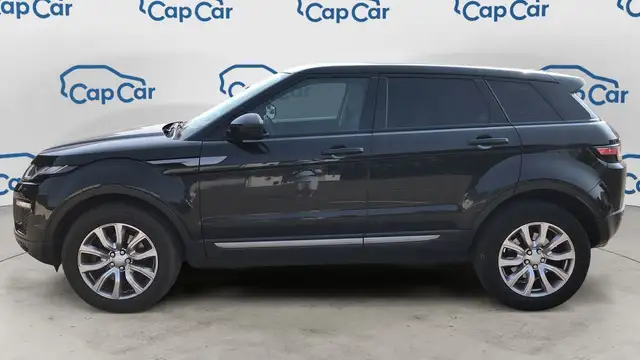 Land Rover Range Rover Evoque view 2