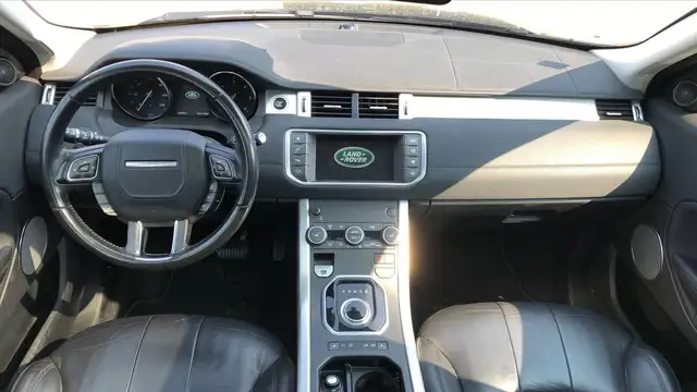Land Rover Range Rover Evoque view 11