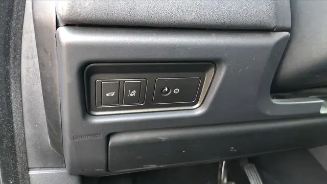 Land Rover Range Rover Evoque view 13