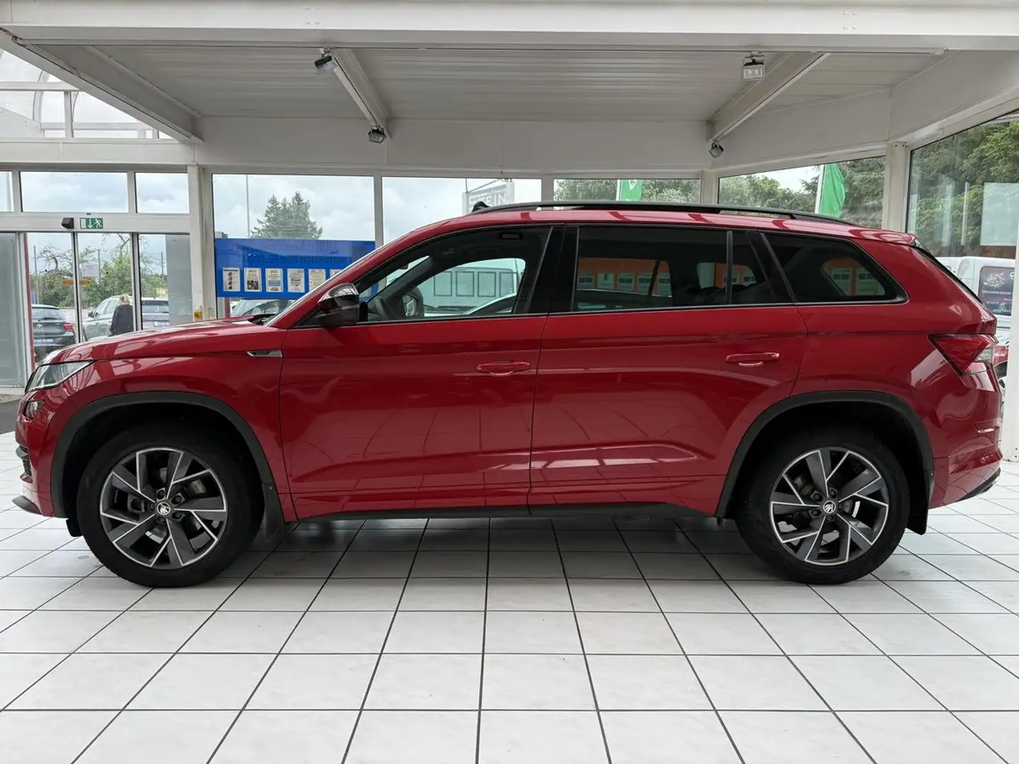Skoda Kodiaq 1.5 TSI ACT Sportline 4x4 OPF(EURO 6d-TEMP) Roşu - 2