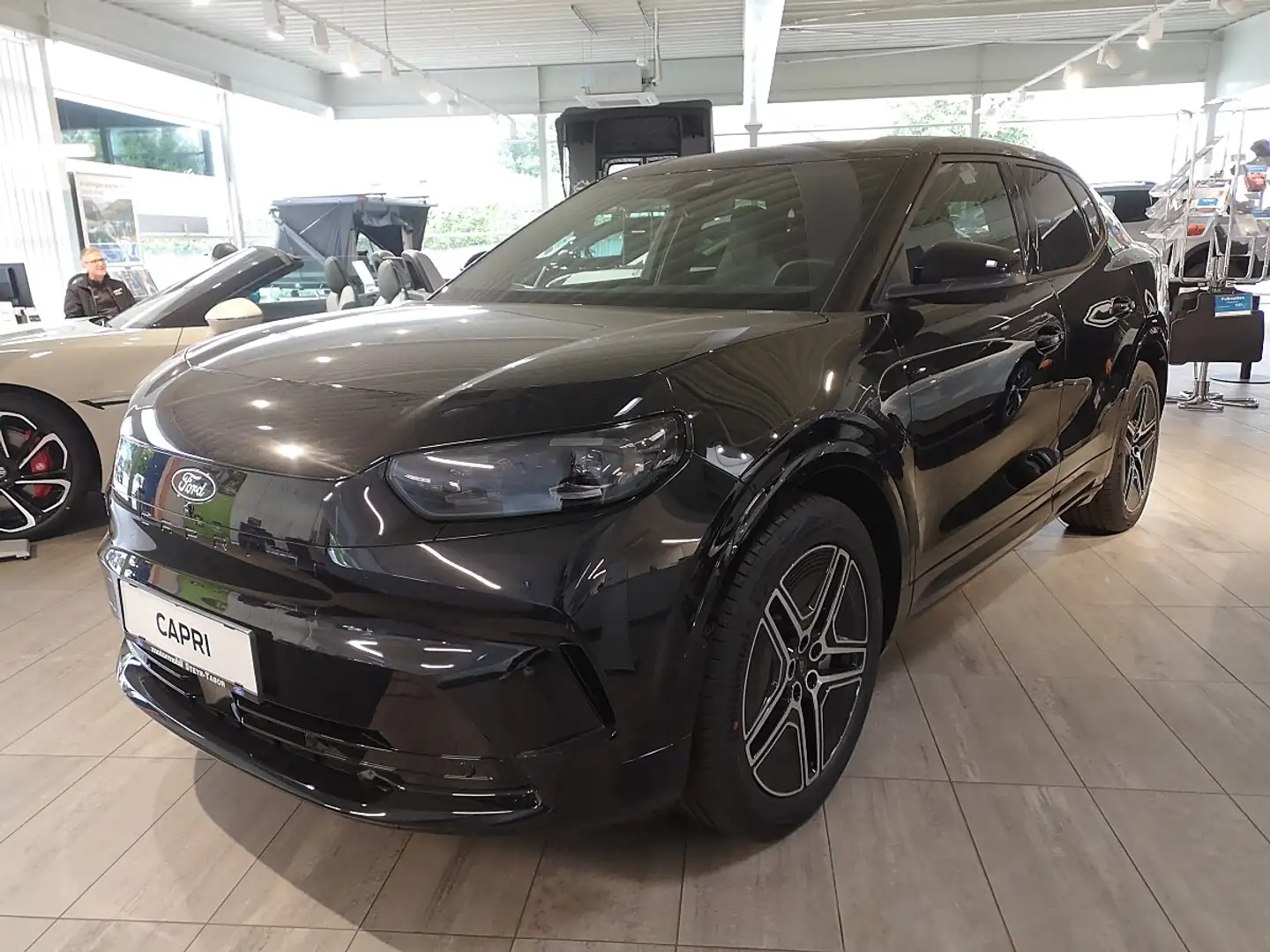 Ford Capri Dual-Elektro Extended Range Allrad Premium Schwarz - 1