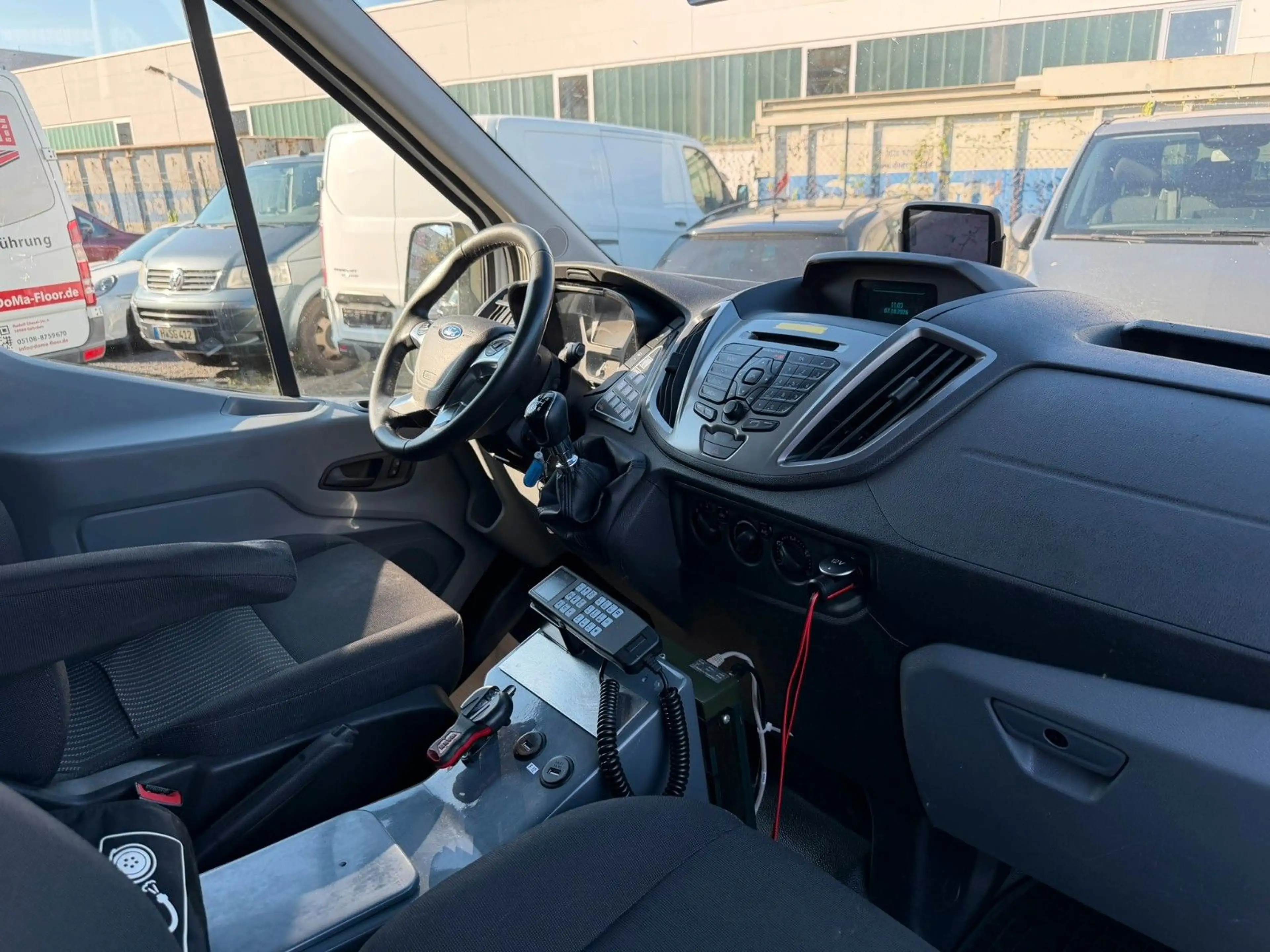 Ford Transit Kombi 350 L3 Trend KLIMA MFL PDC RFK TEM — photo 13