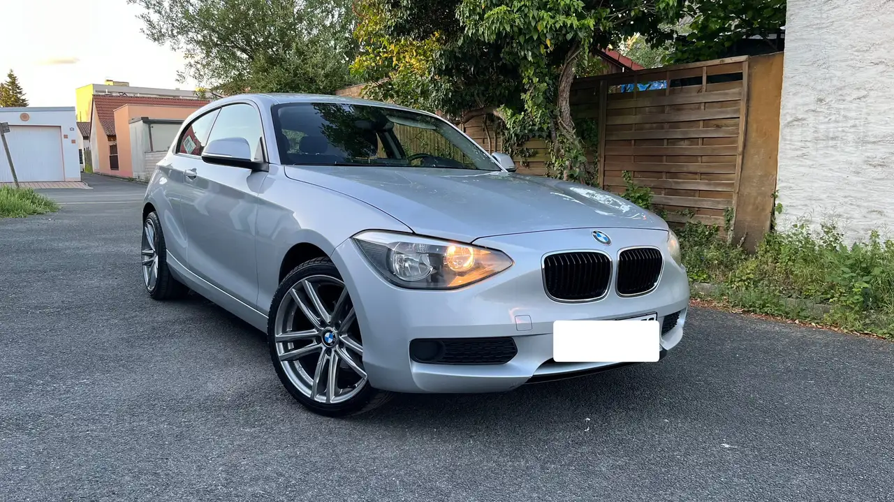 BMW 114