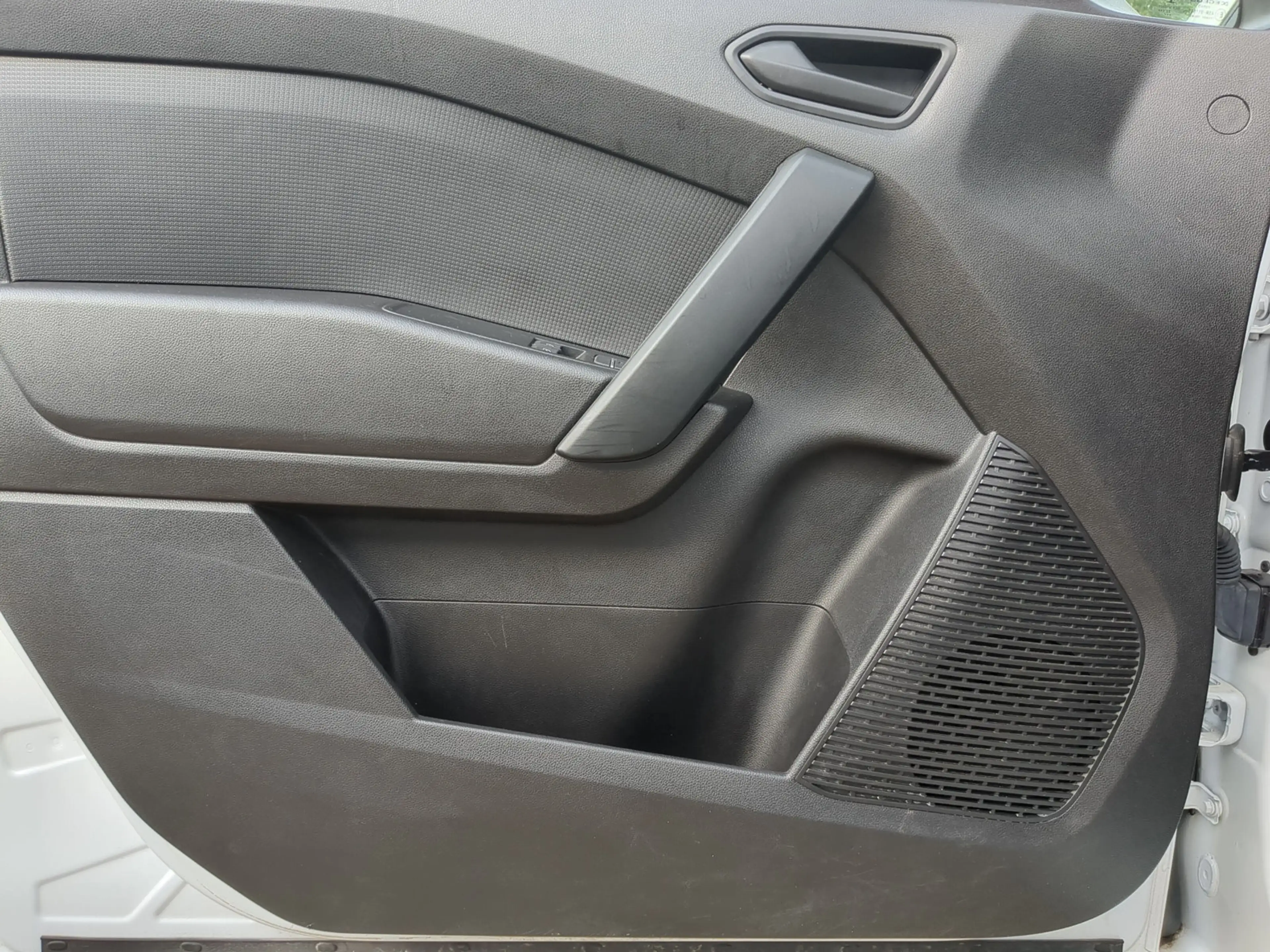Nissan Townstar EV 45 kWh L1  Acenta CCS+PDC+Radio+LED — photo 13