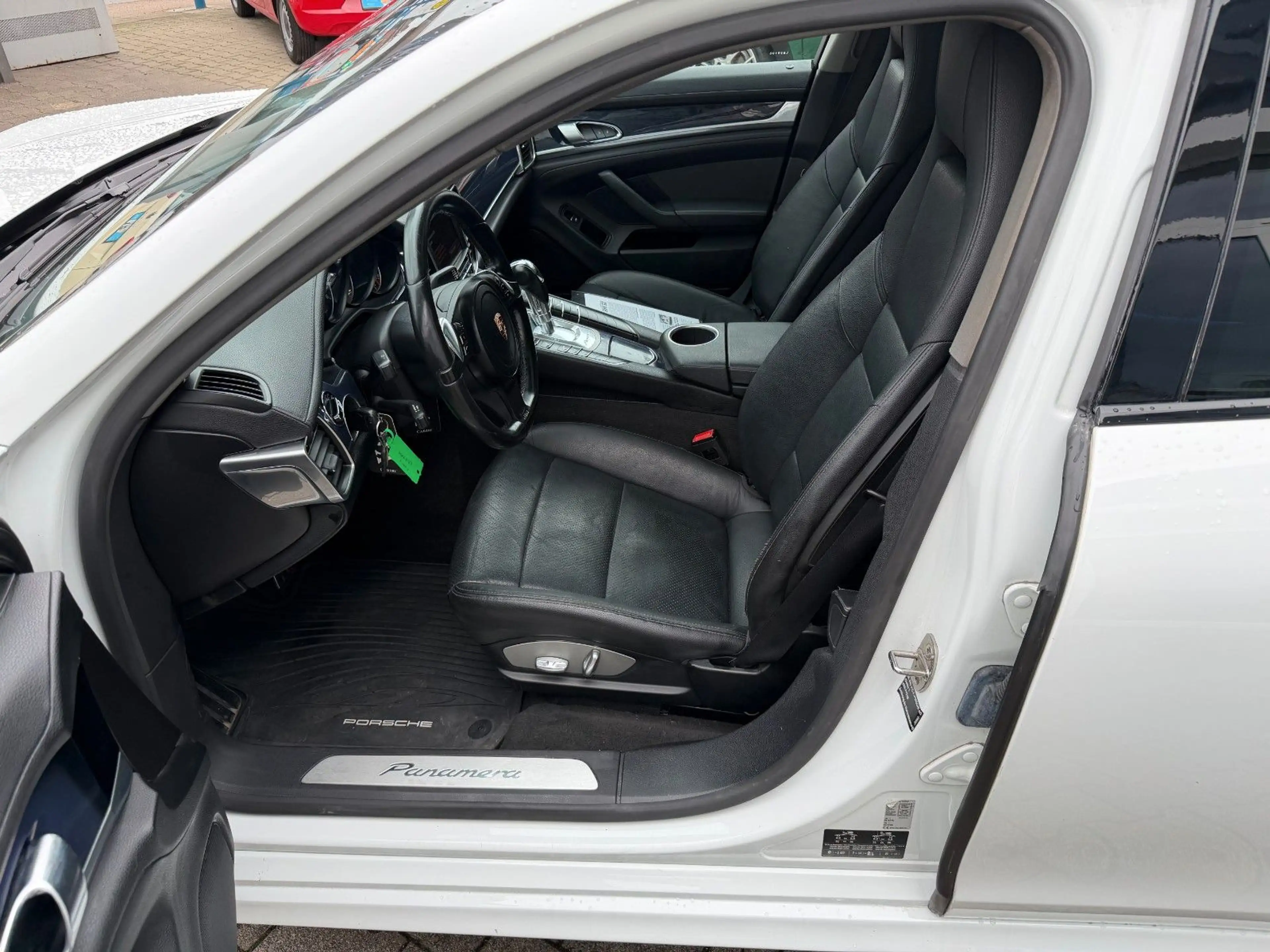 Porsche Panamera Diesel — photo 10