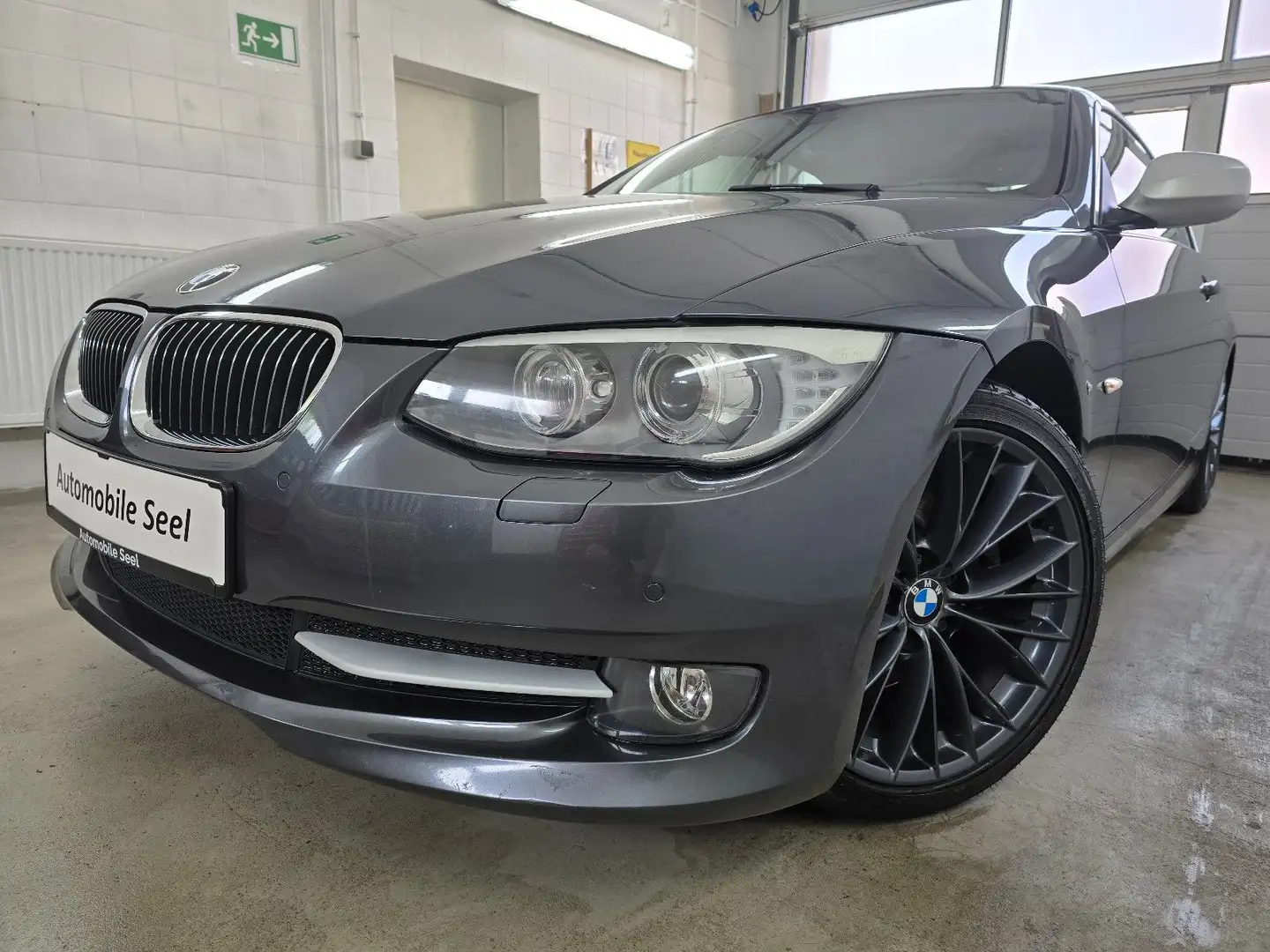 BMW 325 d Cabrio*Navi*Leder*Xenon* Grijs - 1