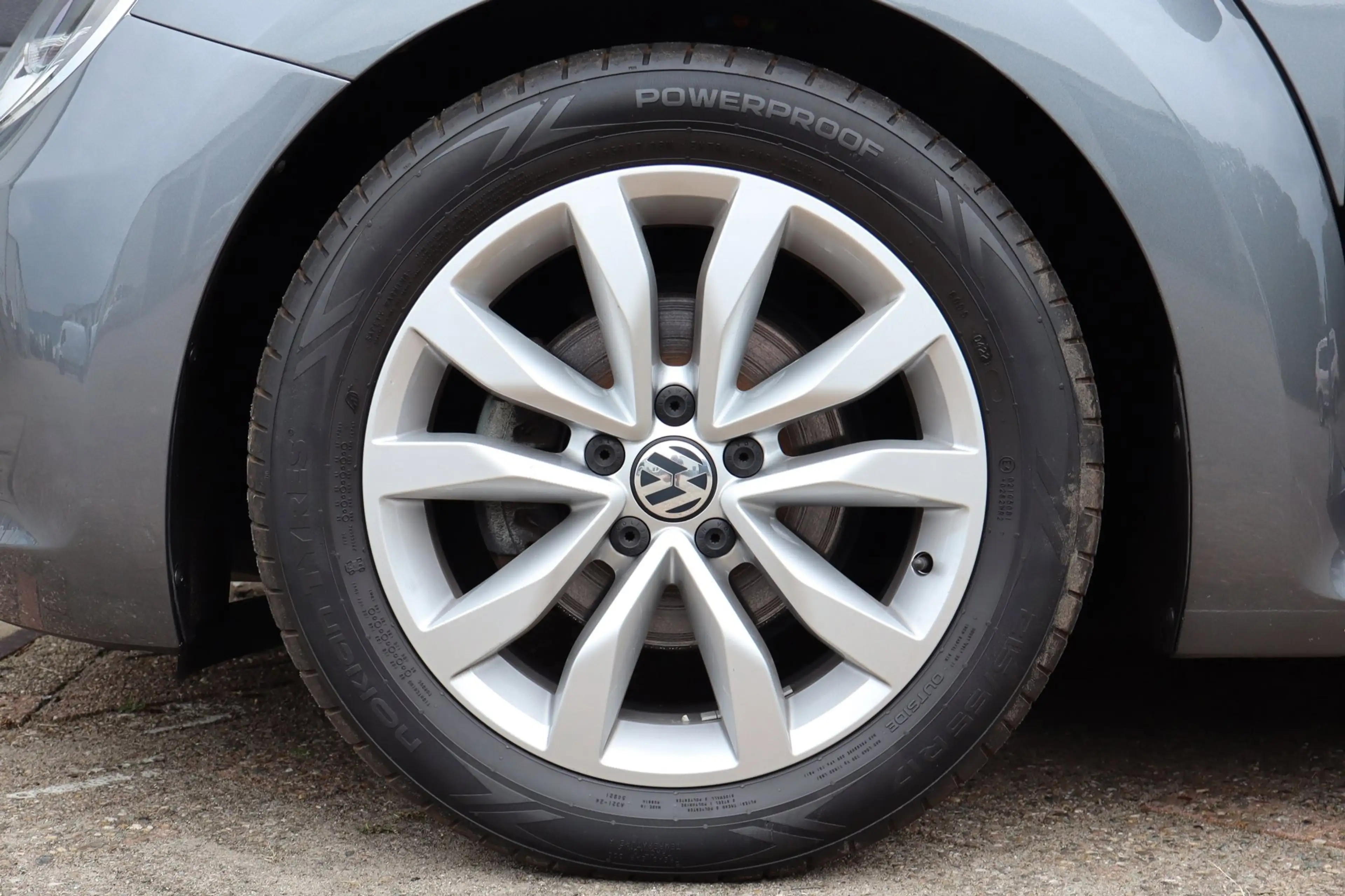 Volkswagen Beetle Cabriolet 1.2 TSI Design BlueMotion — photo 10