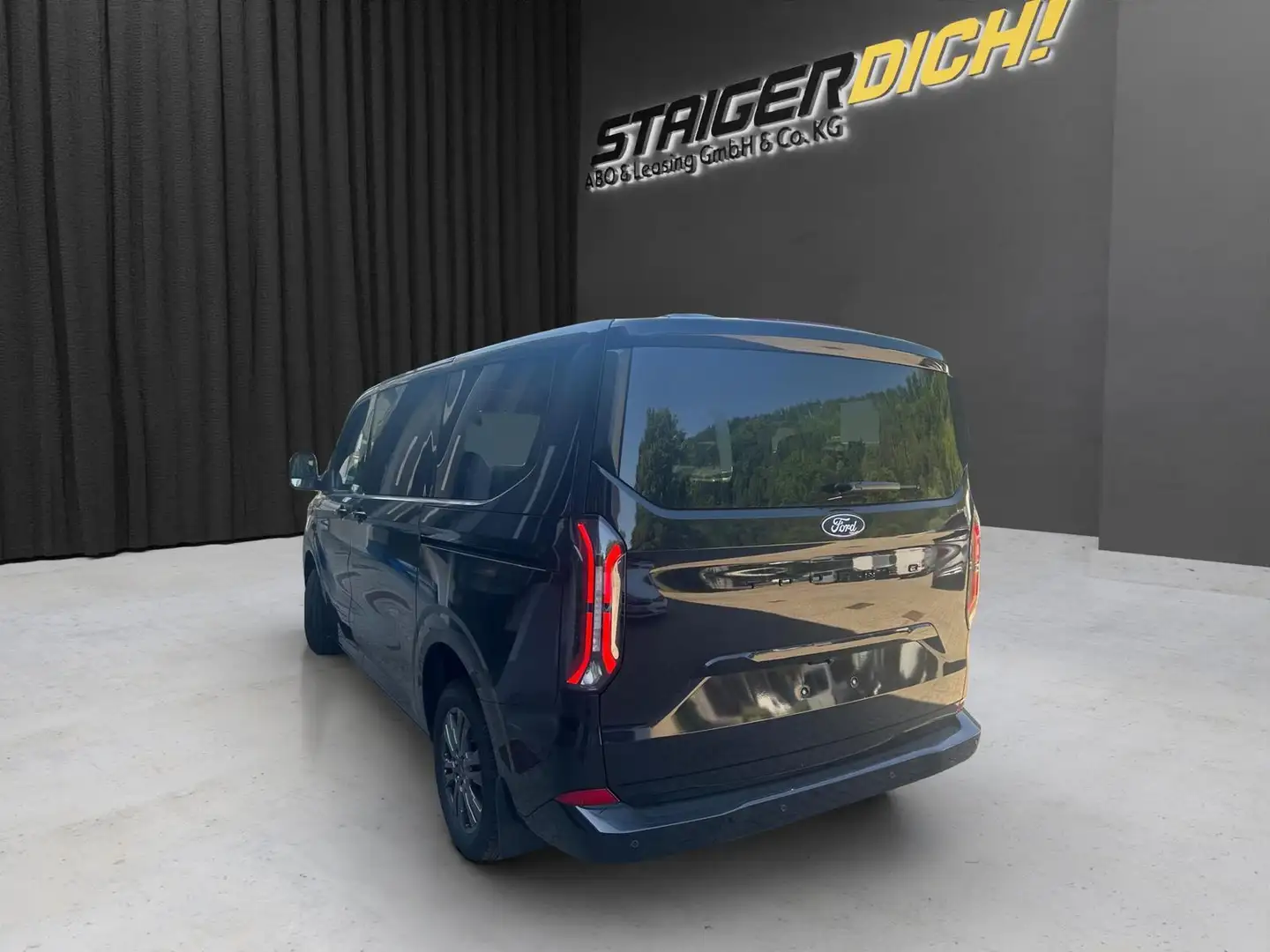 Ford Tourneo Titanium 320 L1H1Matrix-LEDAHKSchiebetür Li+Re ... Schwarz - 2