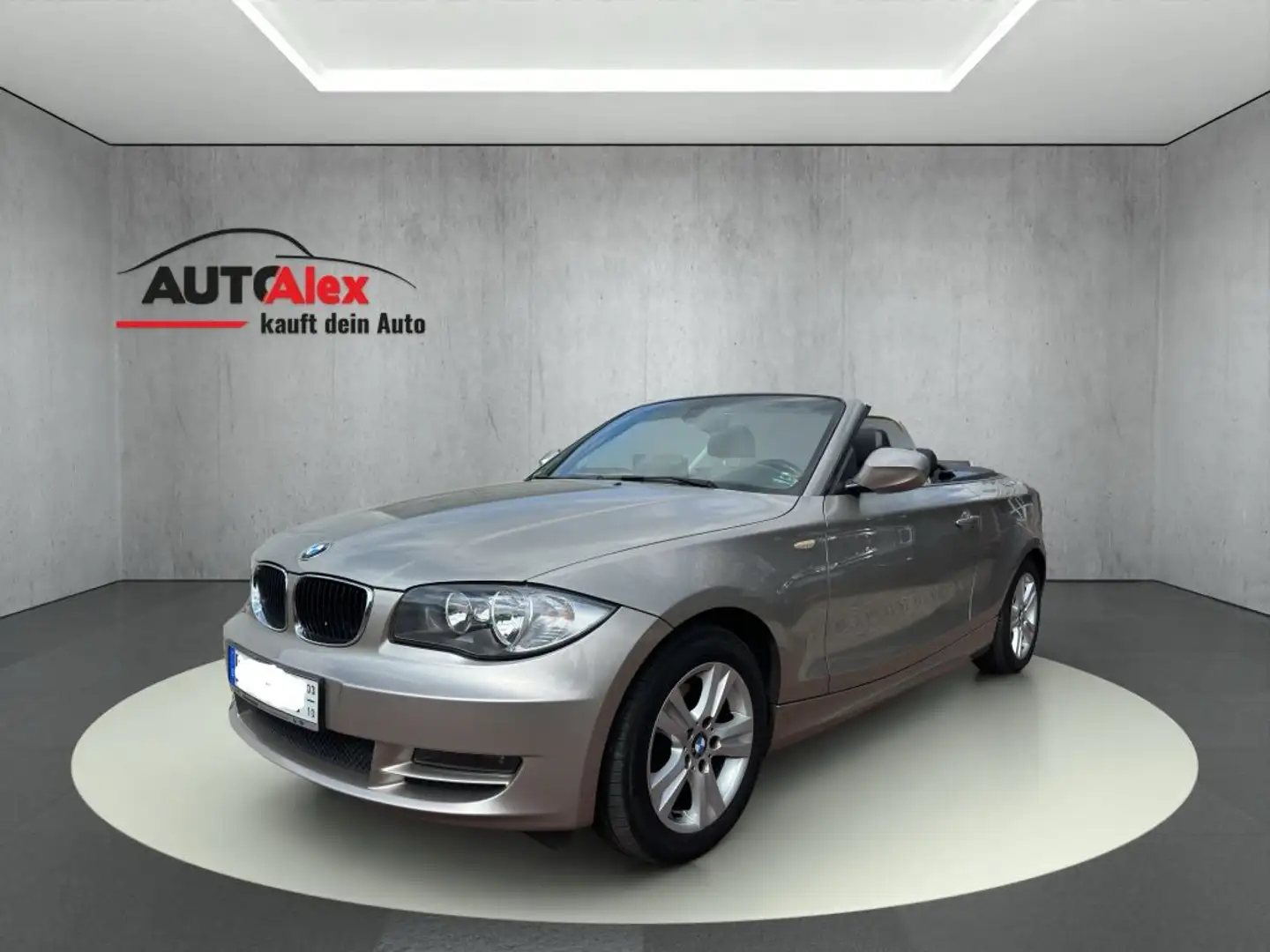 BMW 118 118i Cabrio - 1
