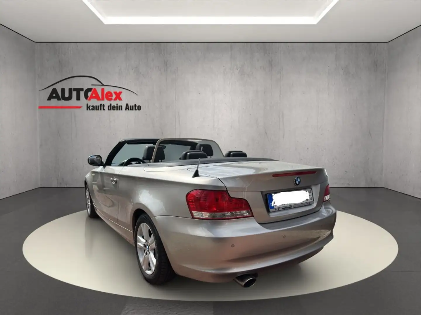 BMW 118 118i Cabrio - 2