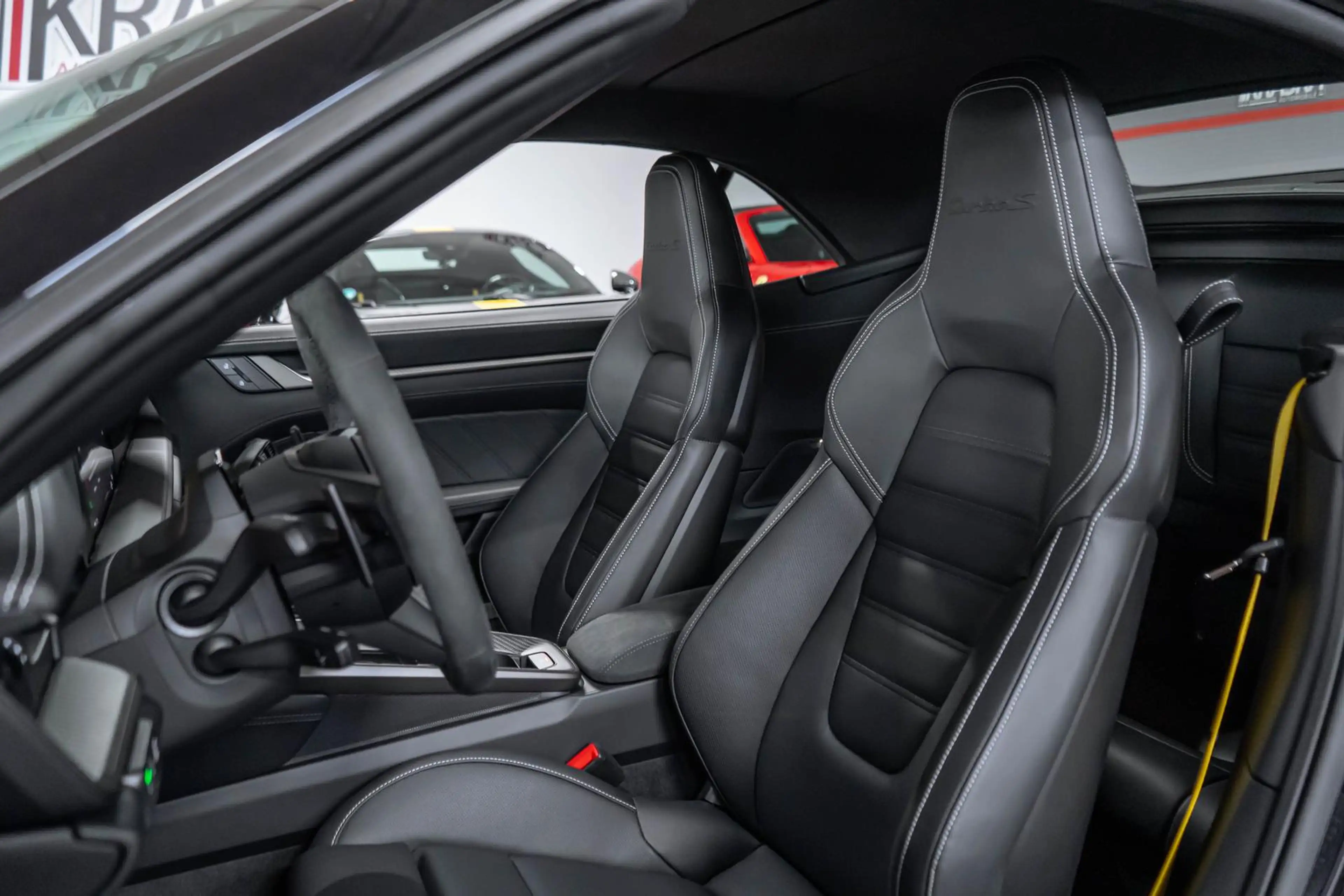 Porsche 992 911 Turbo S Cabriolet Brumester Lift SportDesign — photo 14