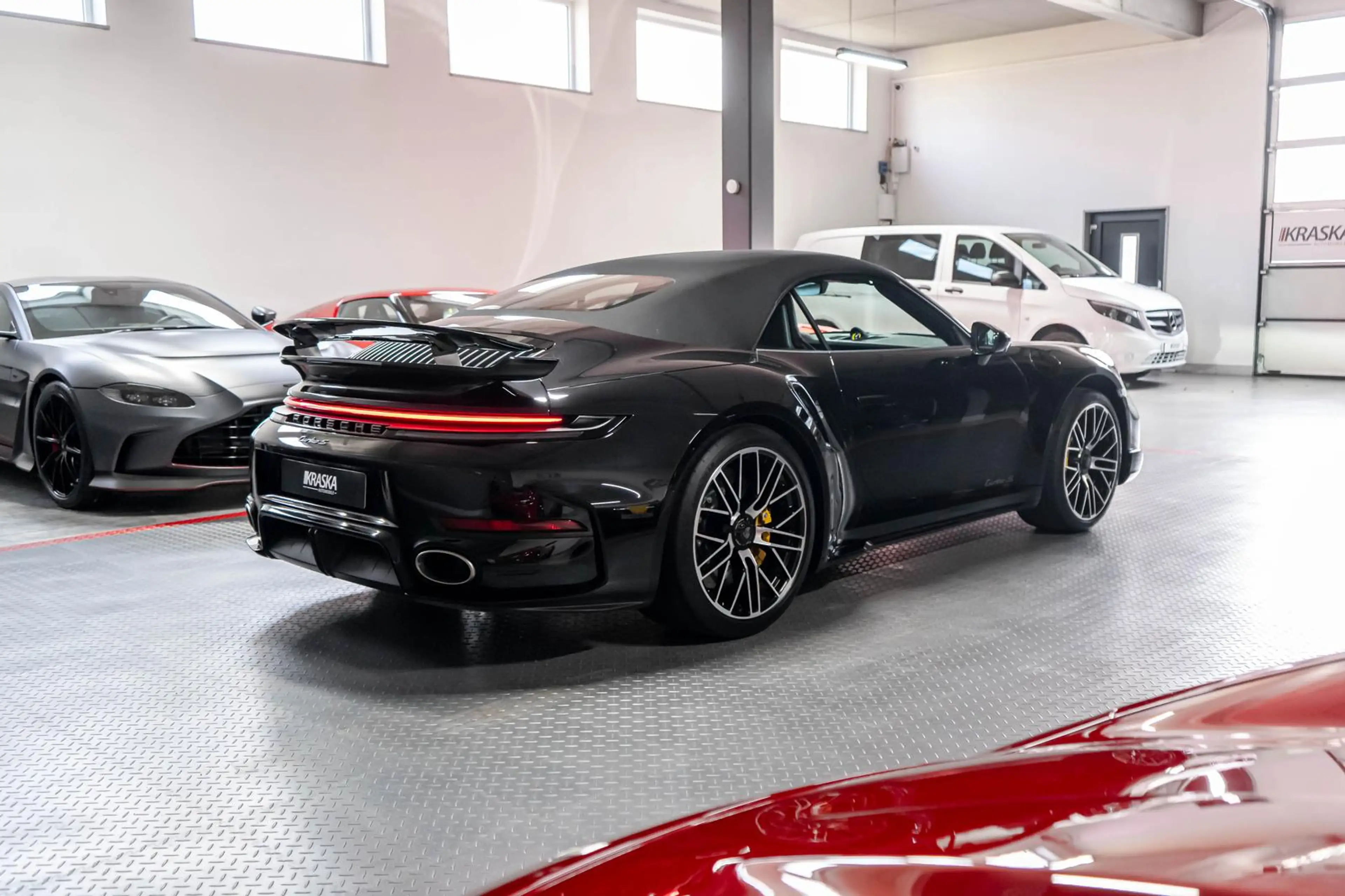 Porsche 992 911 Turbo S Cabriolet Brumester Lift SportDesign — photo 6