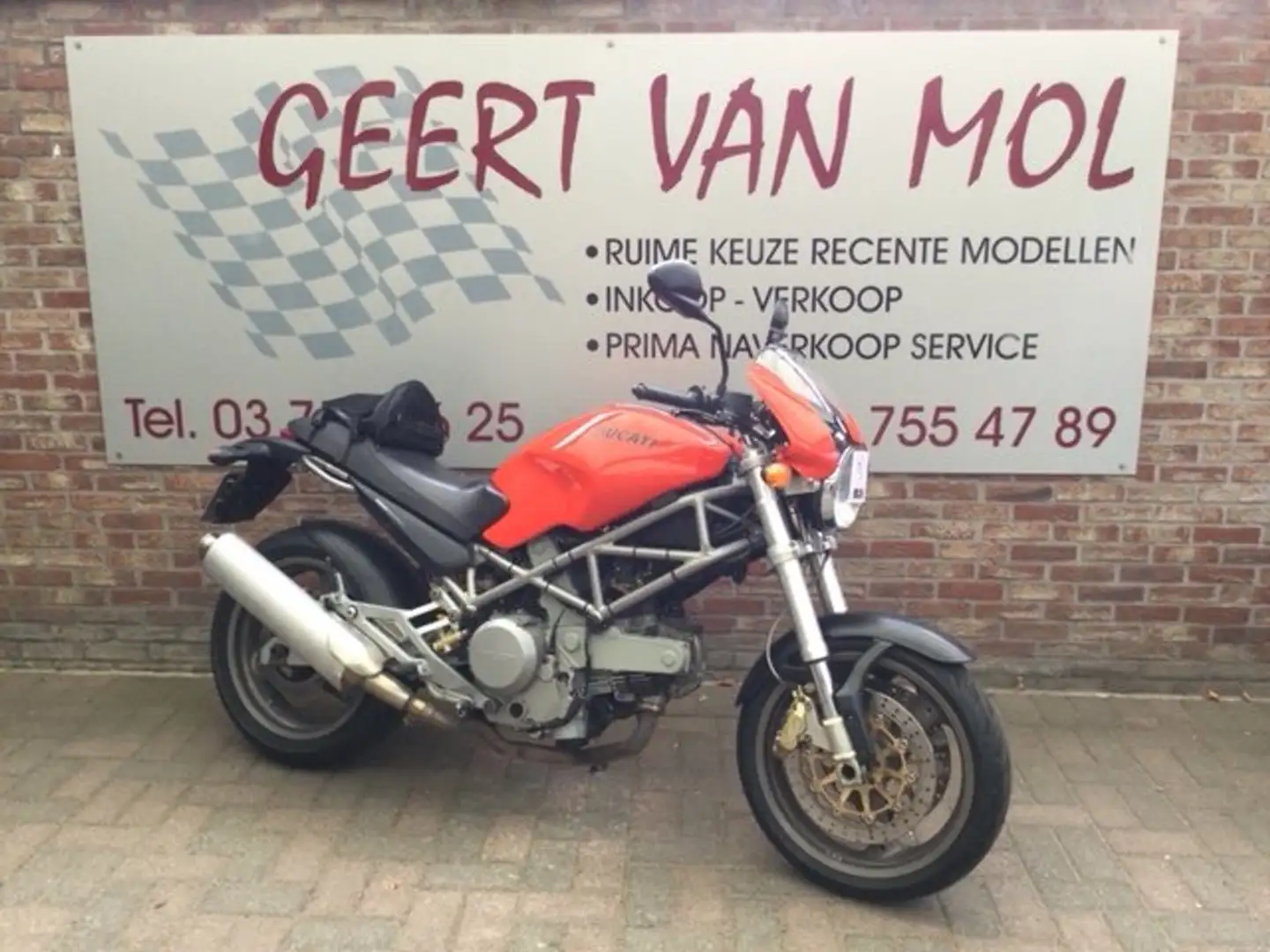 Ducati Monster 620 Naranja - 1