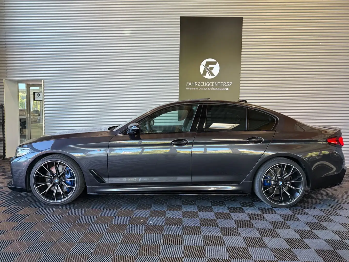 BMW 540 i xDrive M-PERFORMANCE/HUD/360°/H&K/ACC/LED Gris - 2