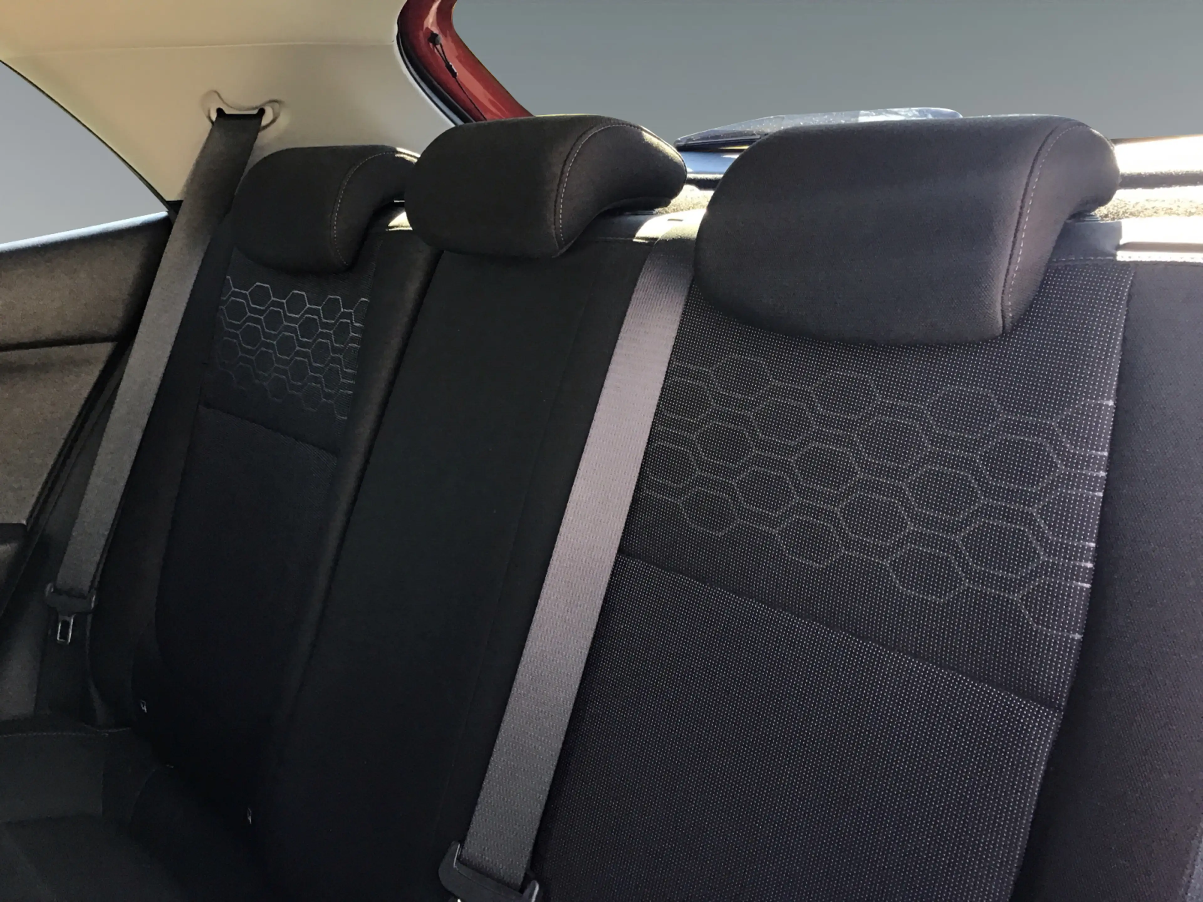 Kia Rio 1,25 MPI Silber ISG 8-fach bereift!  wenig KM ! — photo 13