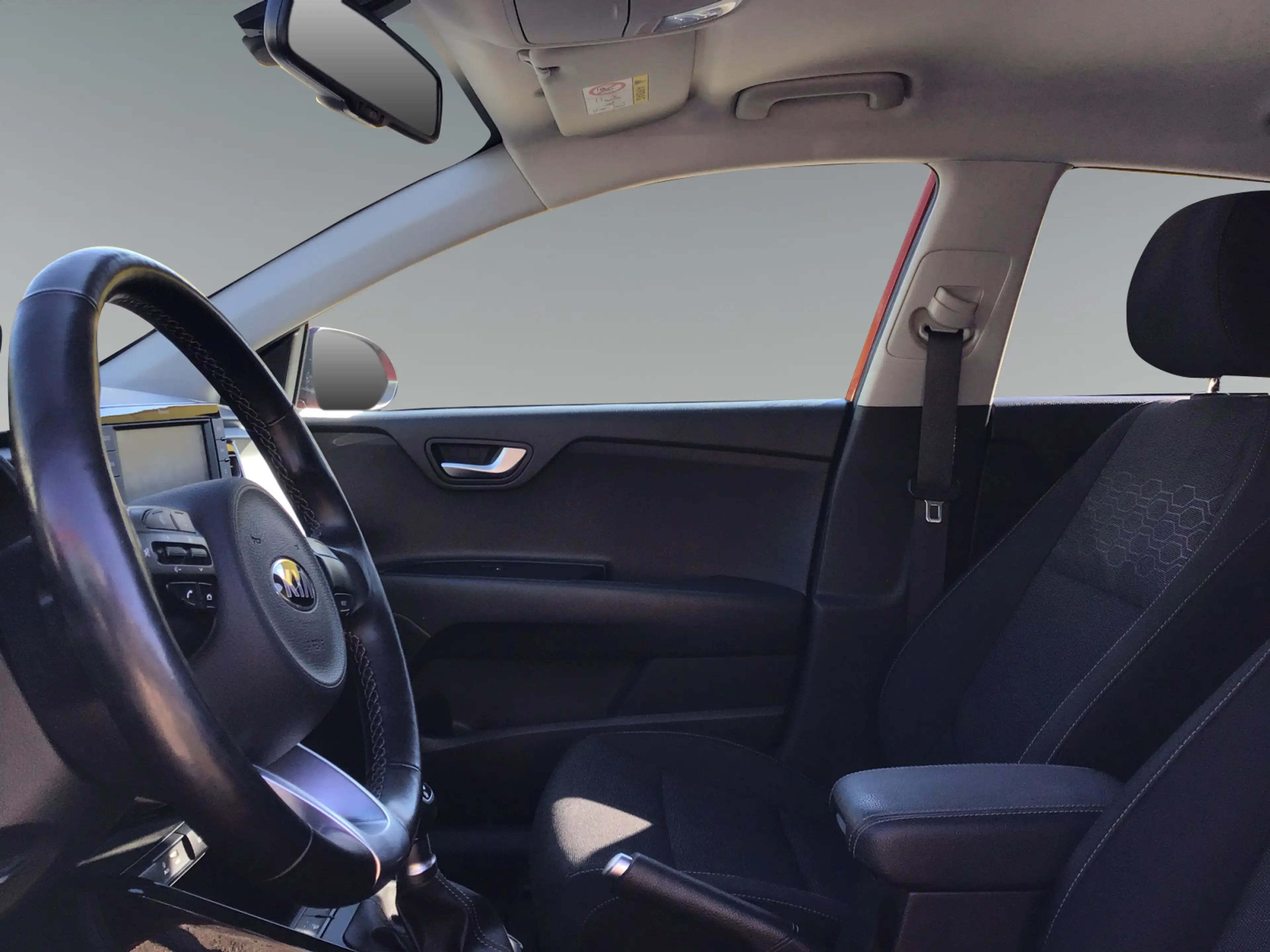 Kia Rio 1,25 MPI Silber ISG 8-fach bereift!  wenig KM ! — photo 9