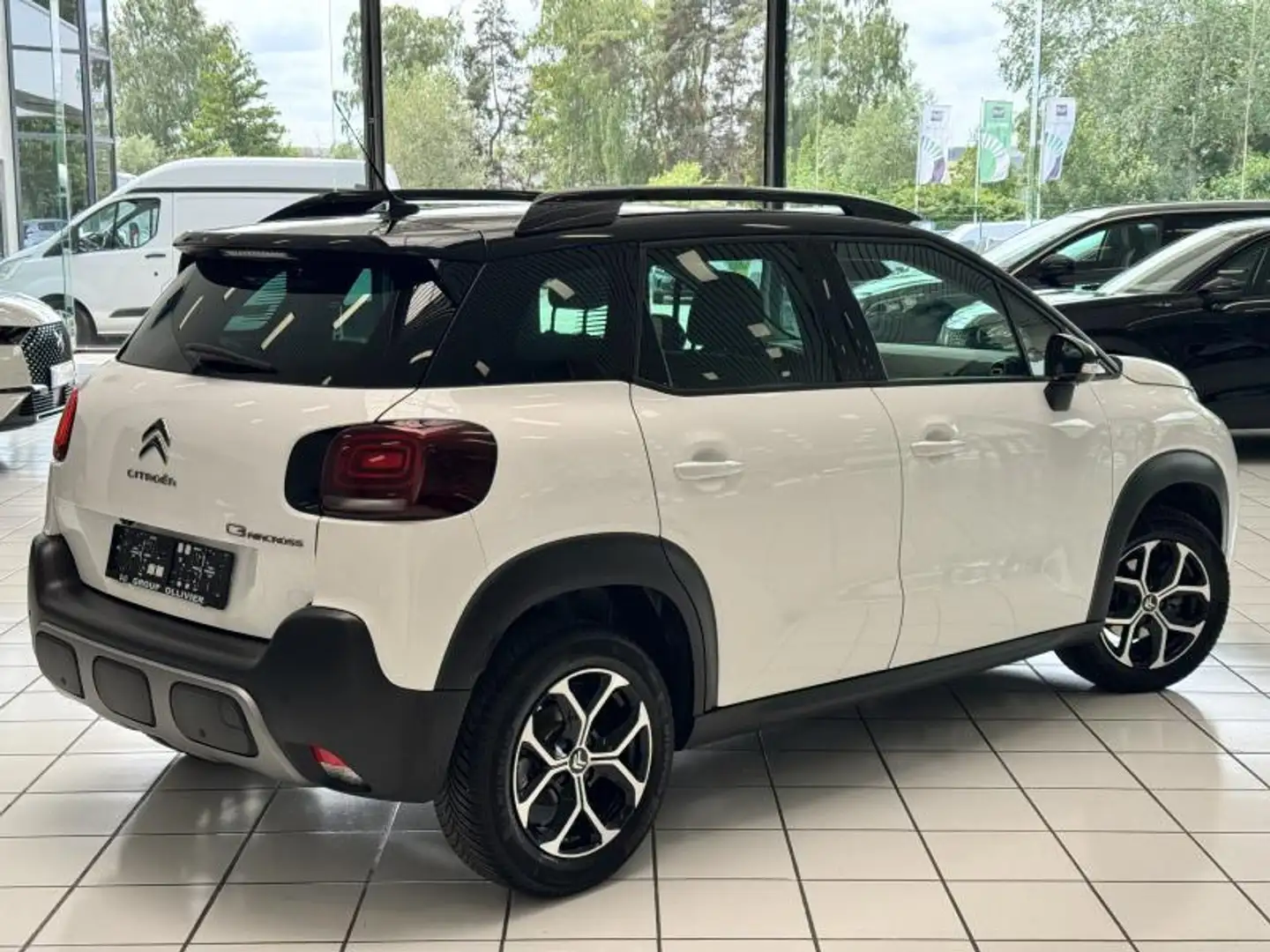 Citroen C3 Aircross *** Shine *** Blanc - 2
