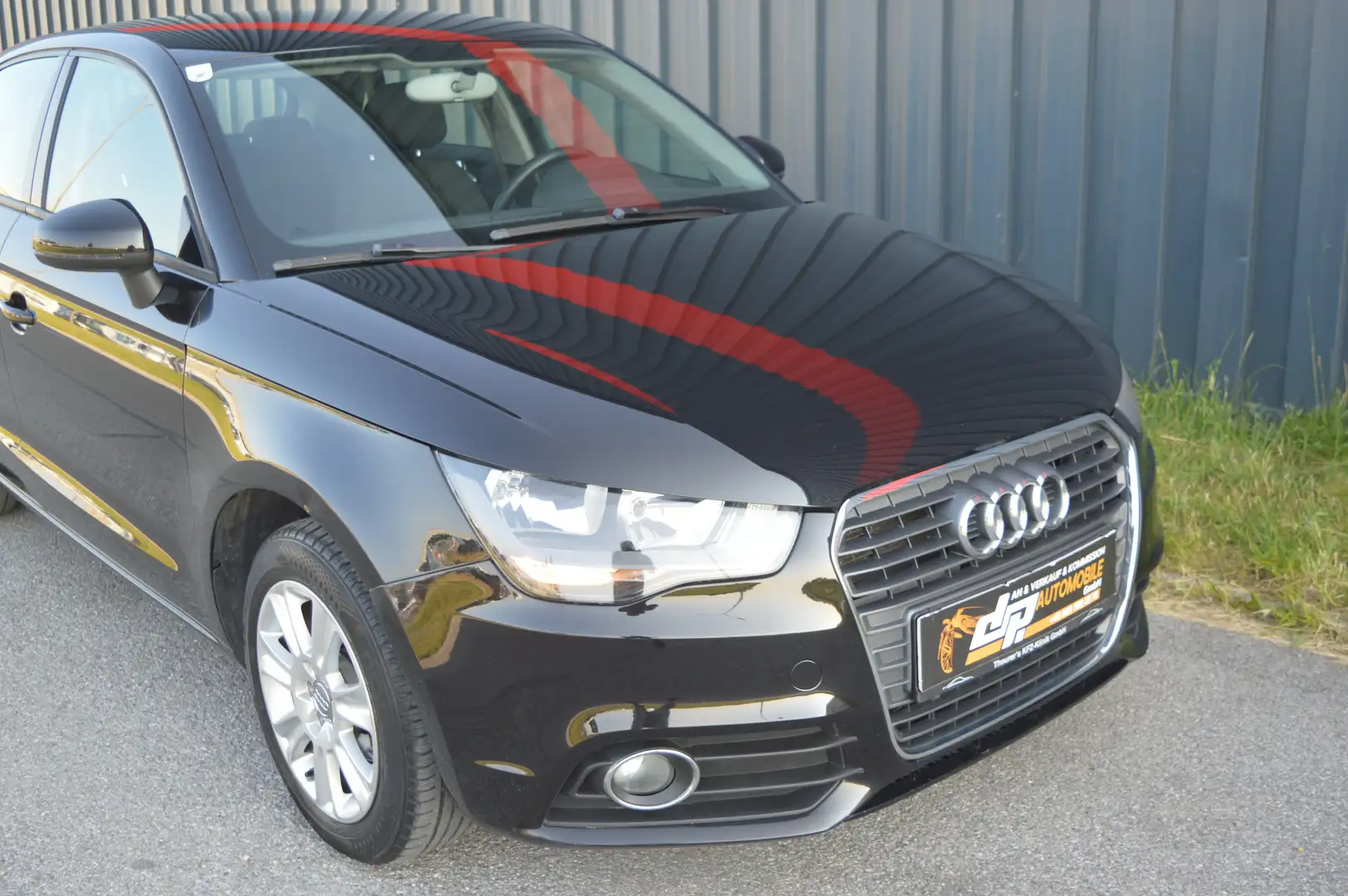 Audi A1 1,2 TFSI **neue Steuerkette**neues Pickerl** Schwarz - 2