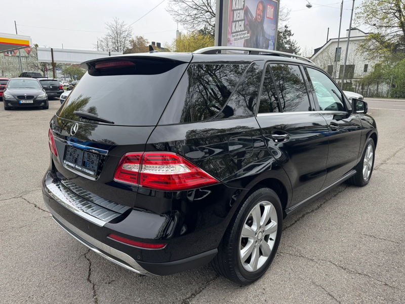 Mercedes-Benz ML 350 ML ML 350 CDI BlueTec Aut Leder Navi Pano — photo 6