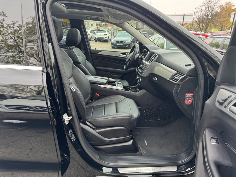 Mercedes-Benz ML 350 ML ML 350 CDI BlueTec Aut Leder Navi Pano — photo 11
