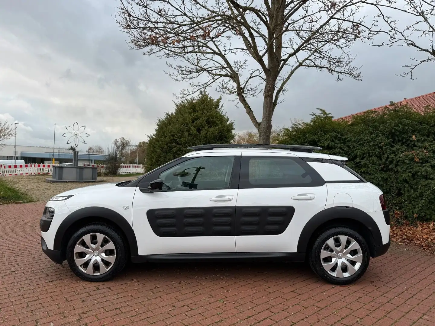 Citroen C4 Cactus Feel|LED TFL|Kamera|Navi|Touch! Blanc - 2