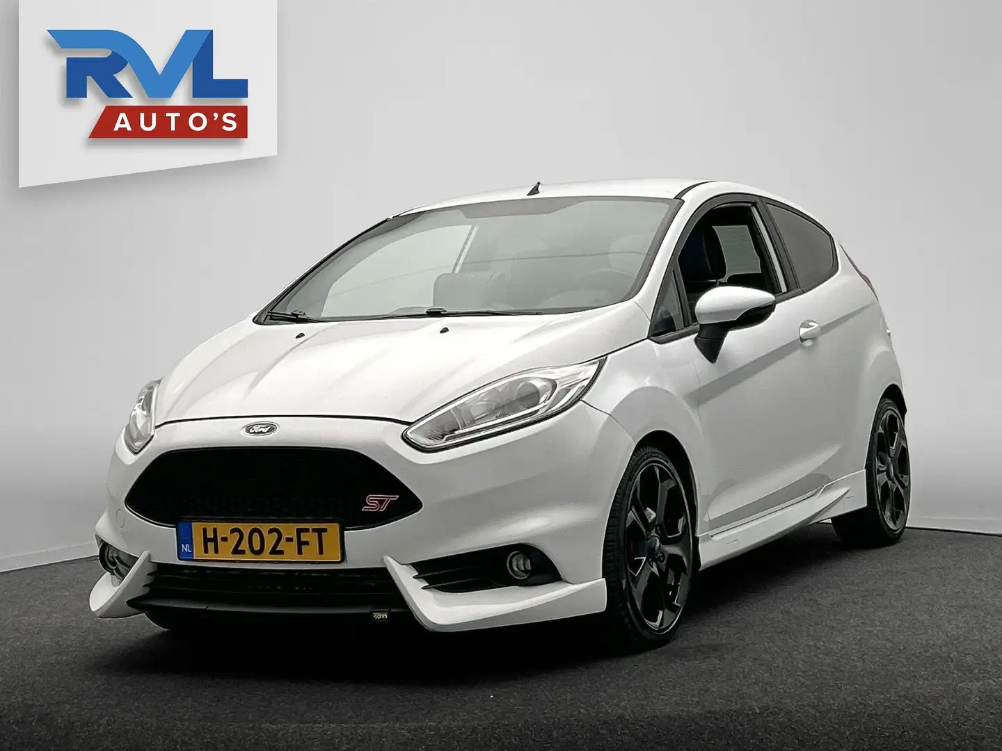 Ford Fiesta 1.6 ST2 Recaro Carplay Recaro Airco Cruise-control Weiß - 1