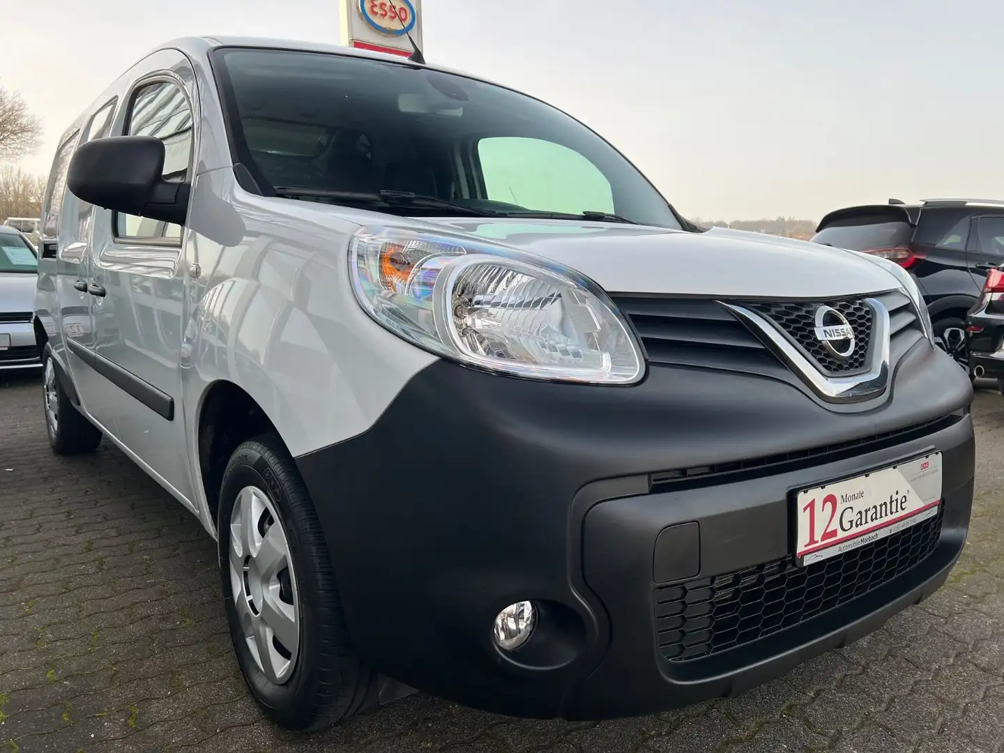 Nissan NV250 Kasten L2H1 2,2t Comfort*KLIMA*NAVI*AHK* Weiß - 2