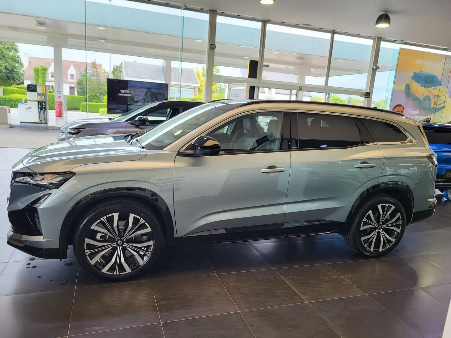 Renault Espace Esprit Alpine Full hybrid 200 E-Tech Grey - 2